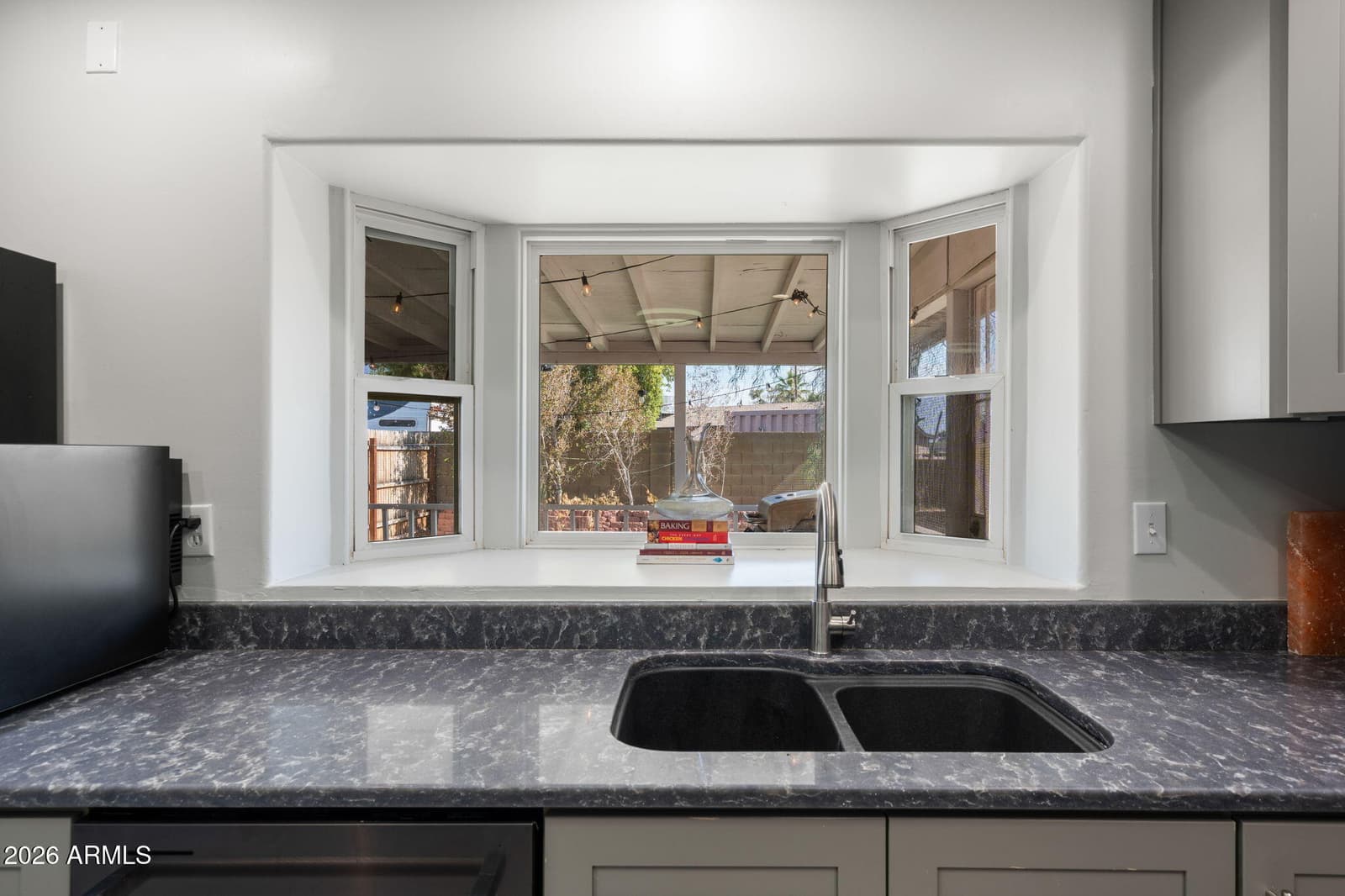 1301 W KERRY Lane, Phoenix, AZ 85027 — photo 17 of 45