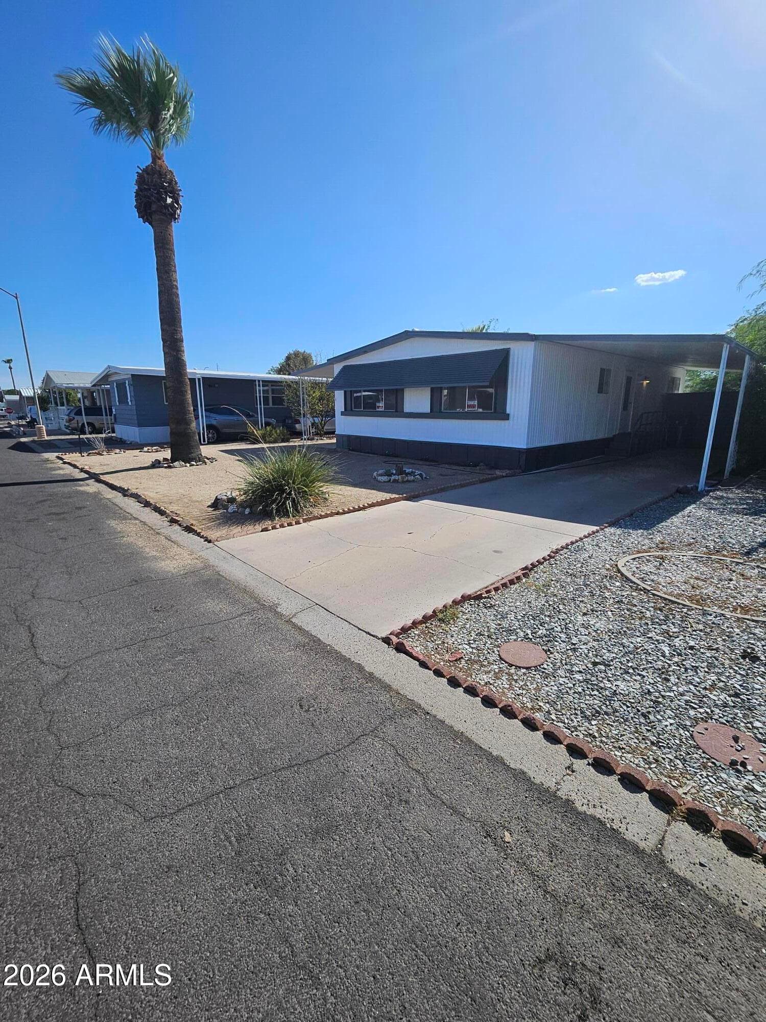 2650 W UNION HILLS Drive 328, Phoenix, AZ 85027 — photo 2 of 24