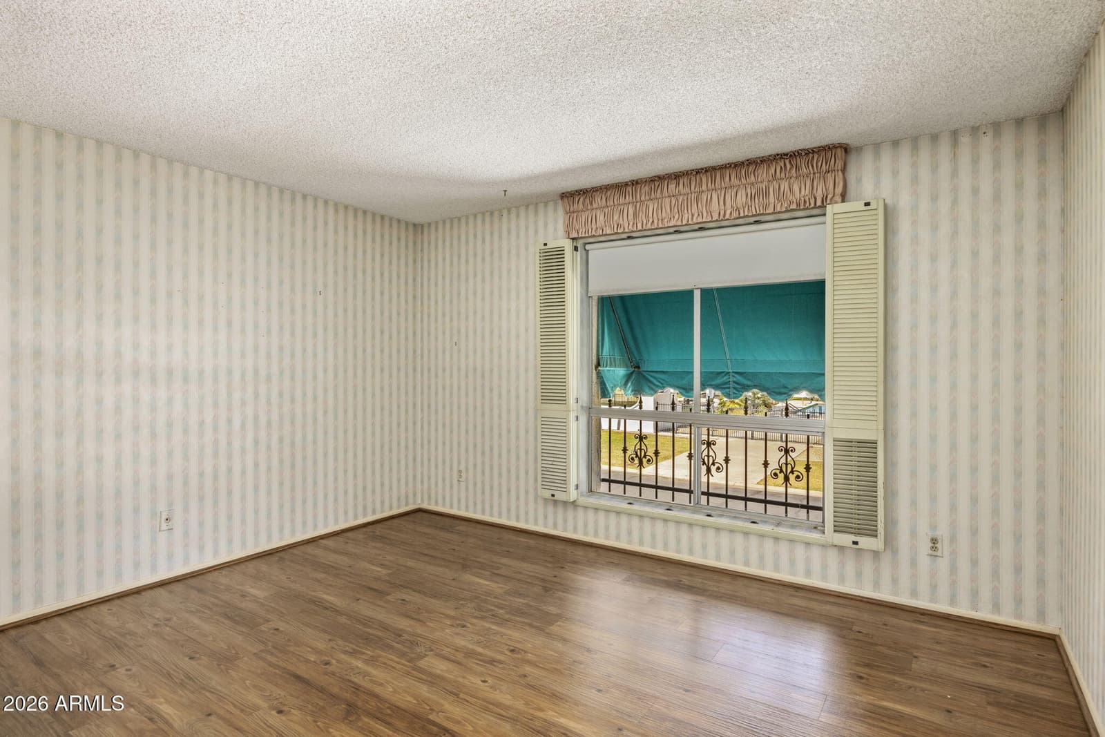 13827 N MEDINAN Drive, Phoenix, AZ 85022 — photo 26 of 37