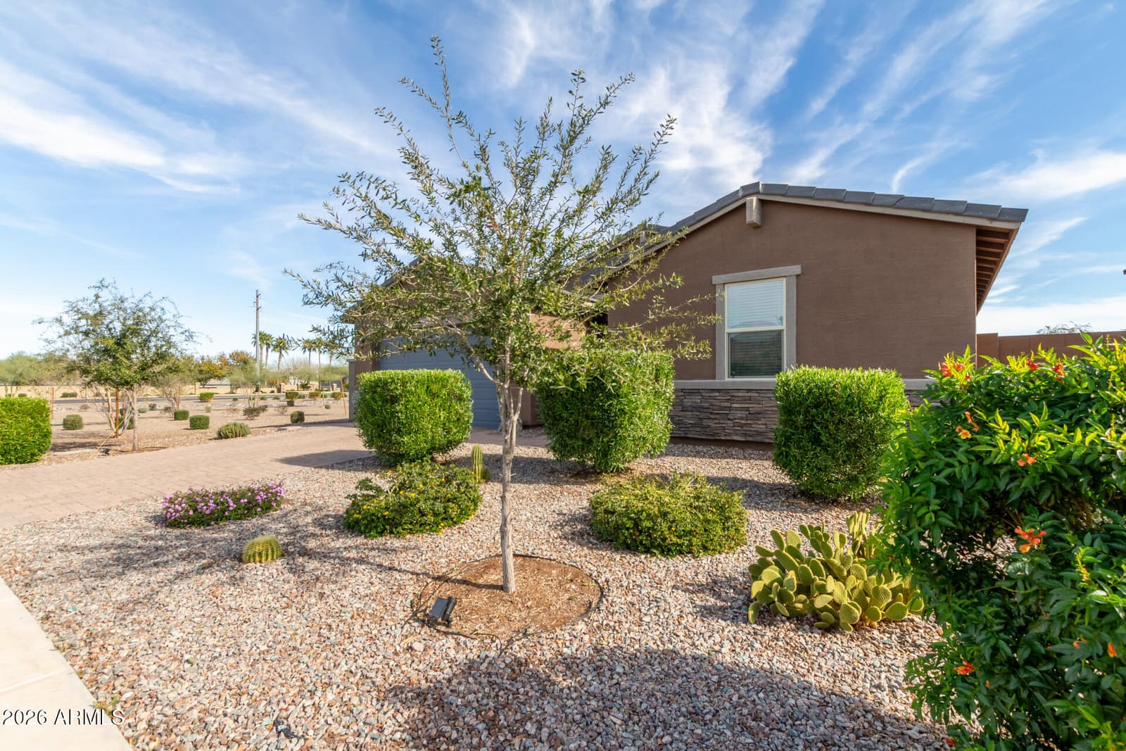 35821 N THICKET Way, San Tan Valley, AZ 85144 — photo 3 of 36