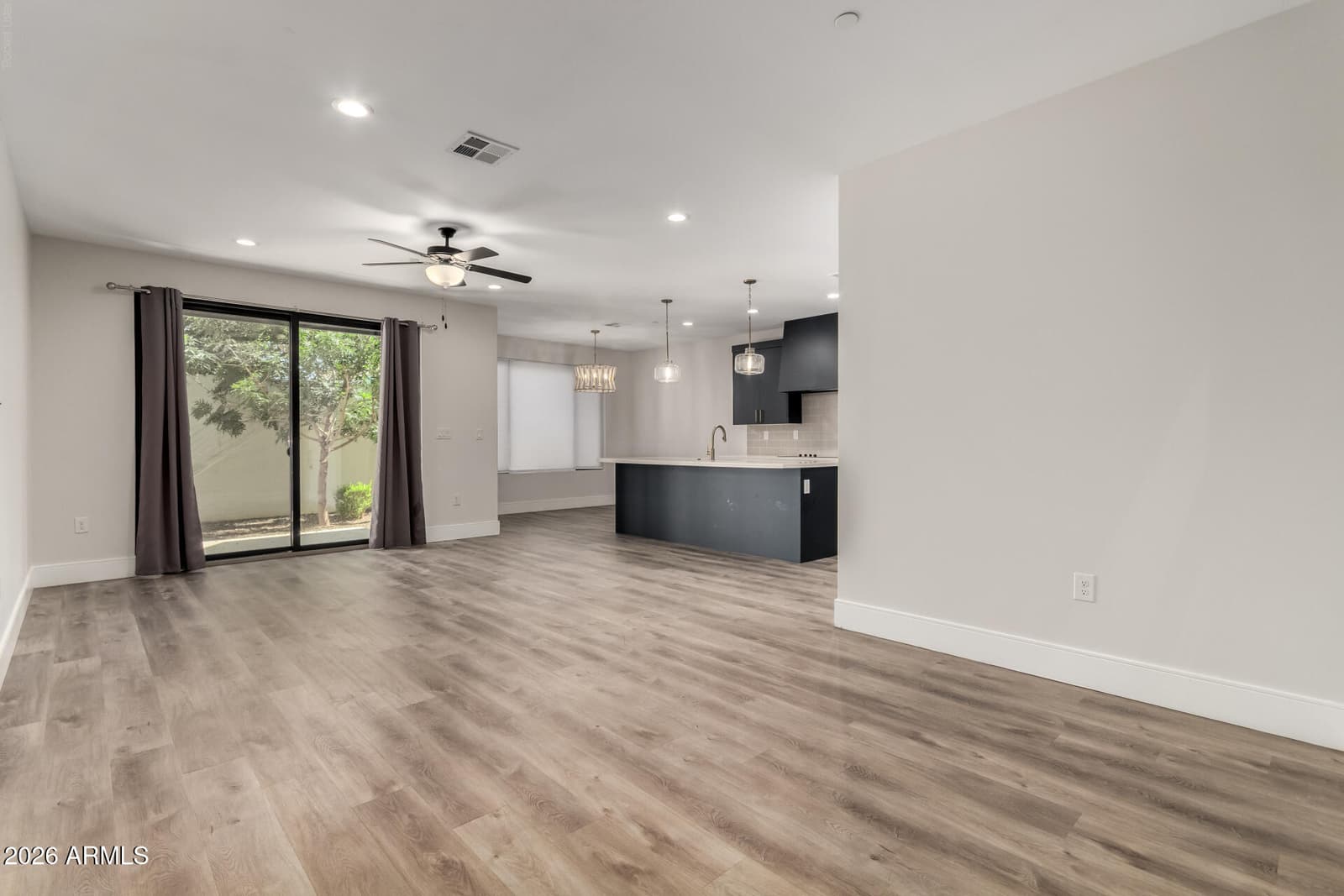 165 E LEXINGTON Avenue, Gilbert, AZ 85234 — photo 4 of 29