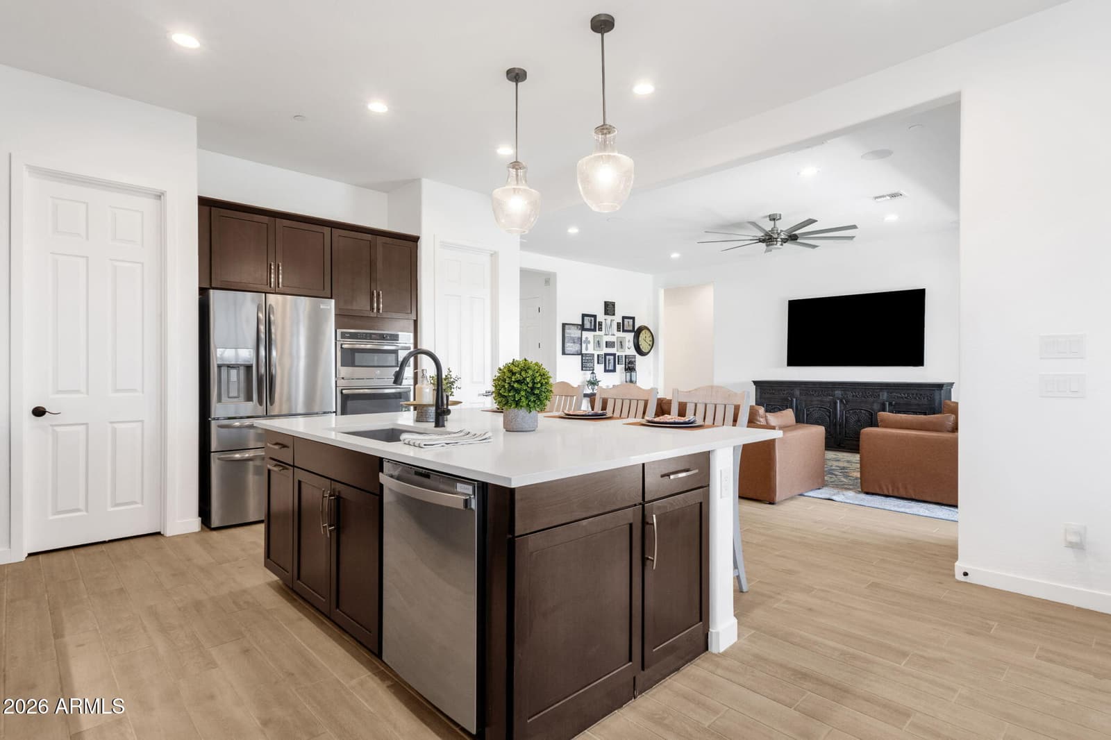 11653 W ANDREW Lane, Peoria, AZ 85383 — photo 11 of 36