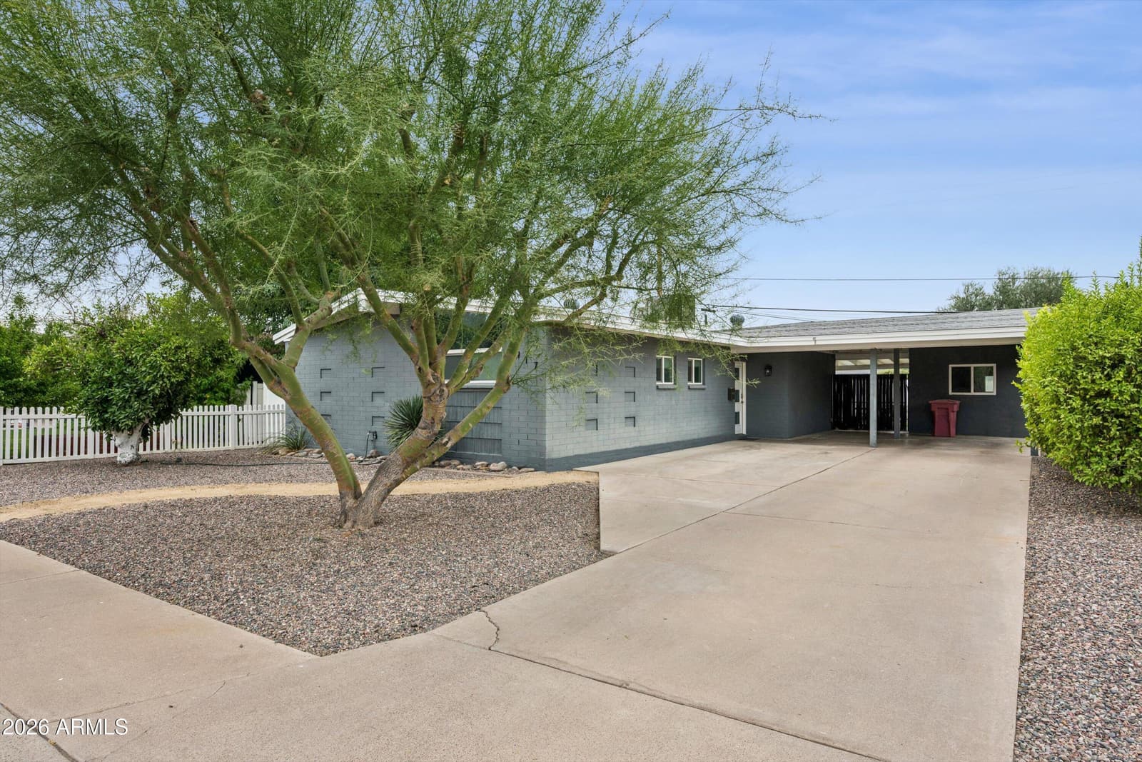 6917 E EARLL Drive, Scottsdale, AZ 85251 — photo 1 of 27