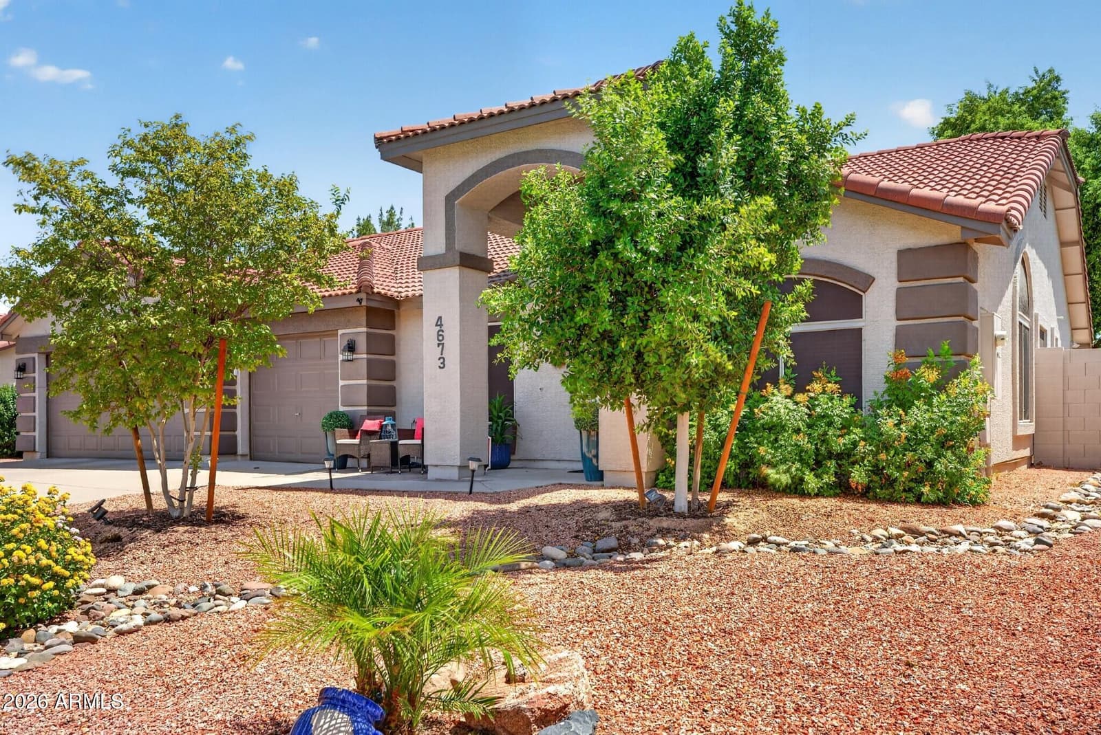 4673 S KIRBY Street, Gilbert, AZ 85297 — photo 5 of 42
