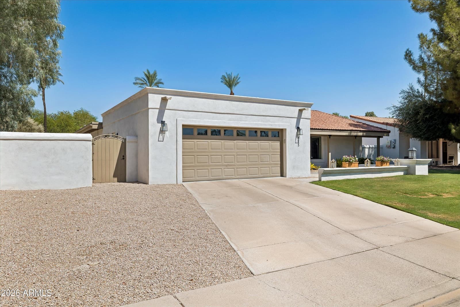 8655 N FARVIEW Drive, Scottsdale, AZ 85258 — photo 5 of 61