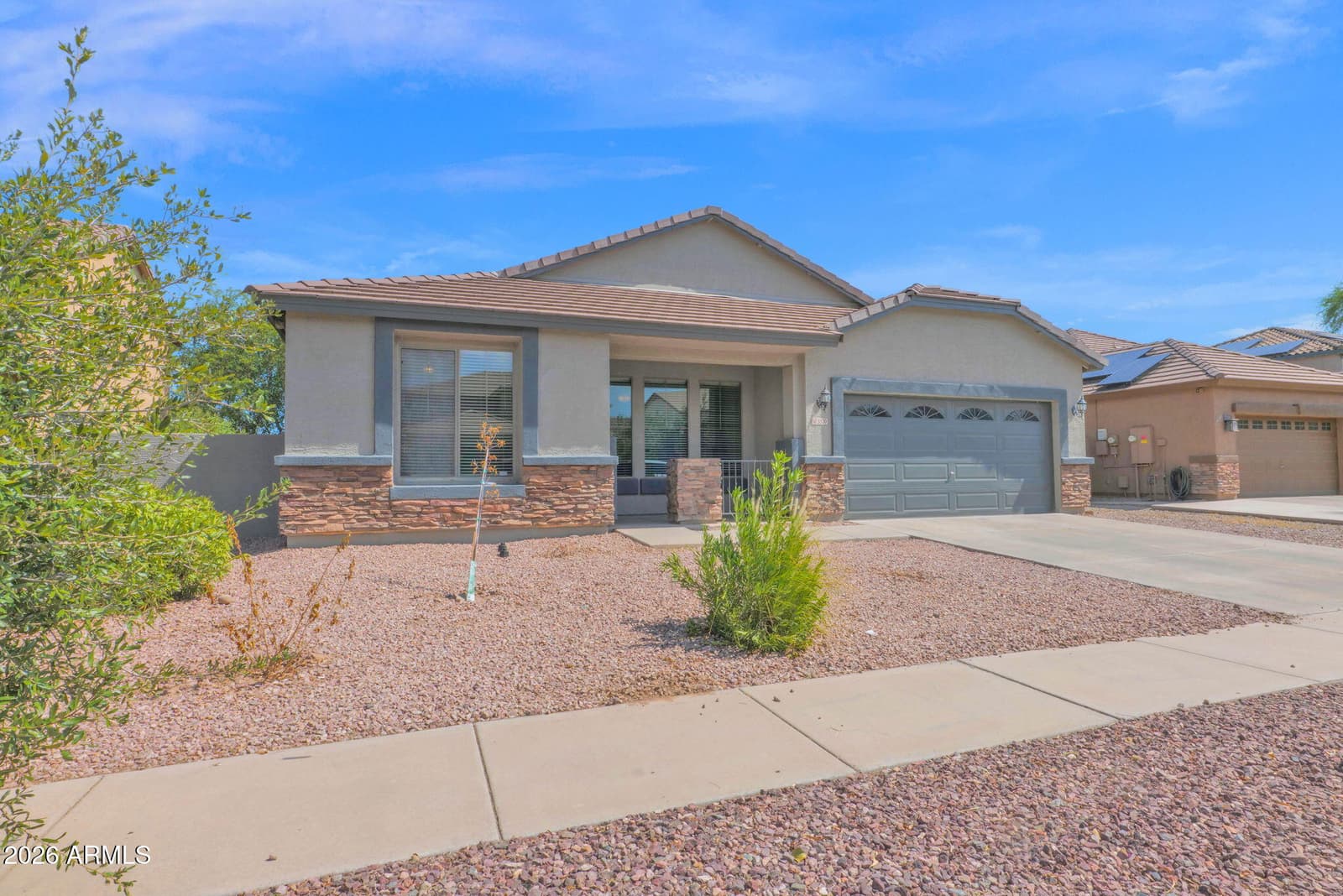 3570 E COCONINO Way, Gilbert, AZ 85298 — photo 1 of 40