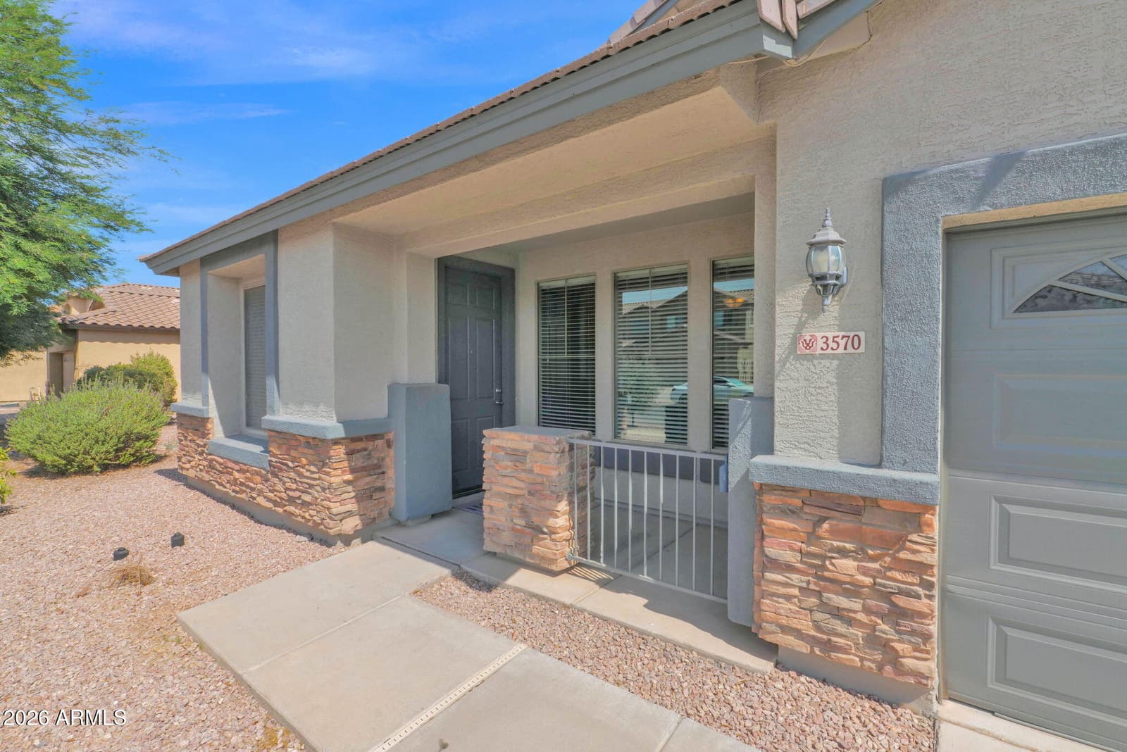 3570 E COCONINO Way, Gilbert, AZ 85298 — photo 2 of 40