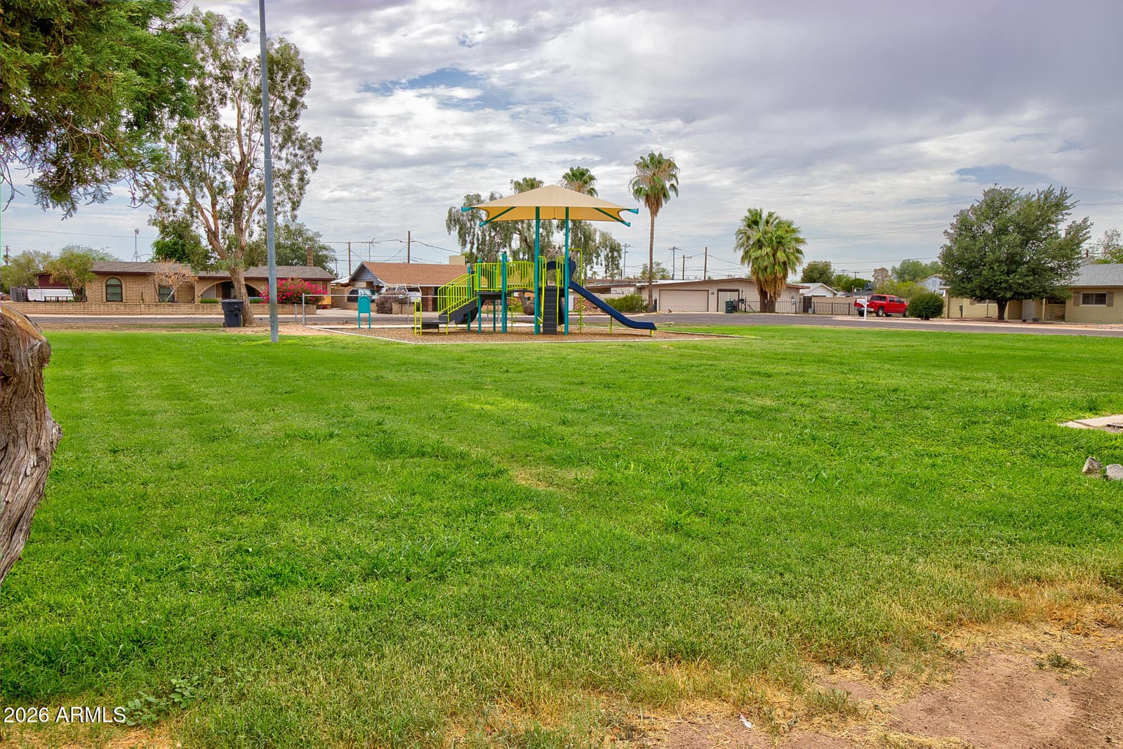1128 N WALNUT Drive, Casa Grande, AZ 85122 — photo 3 of 40