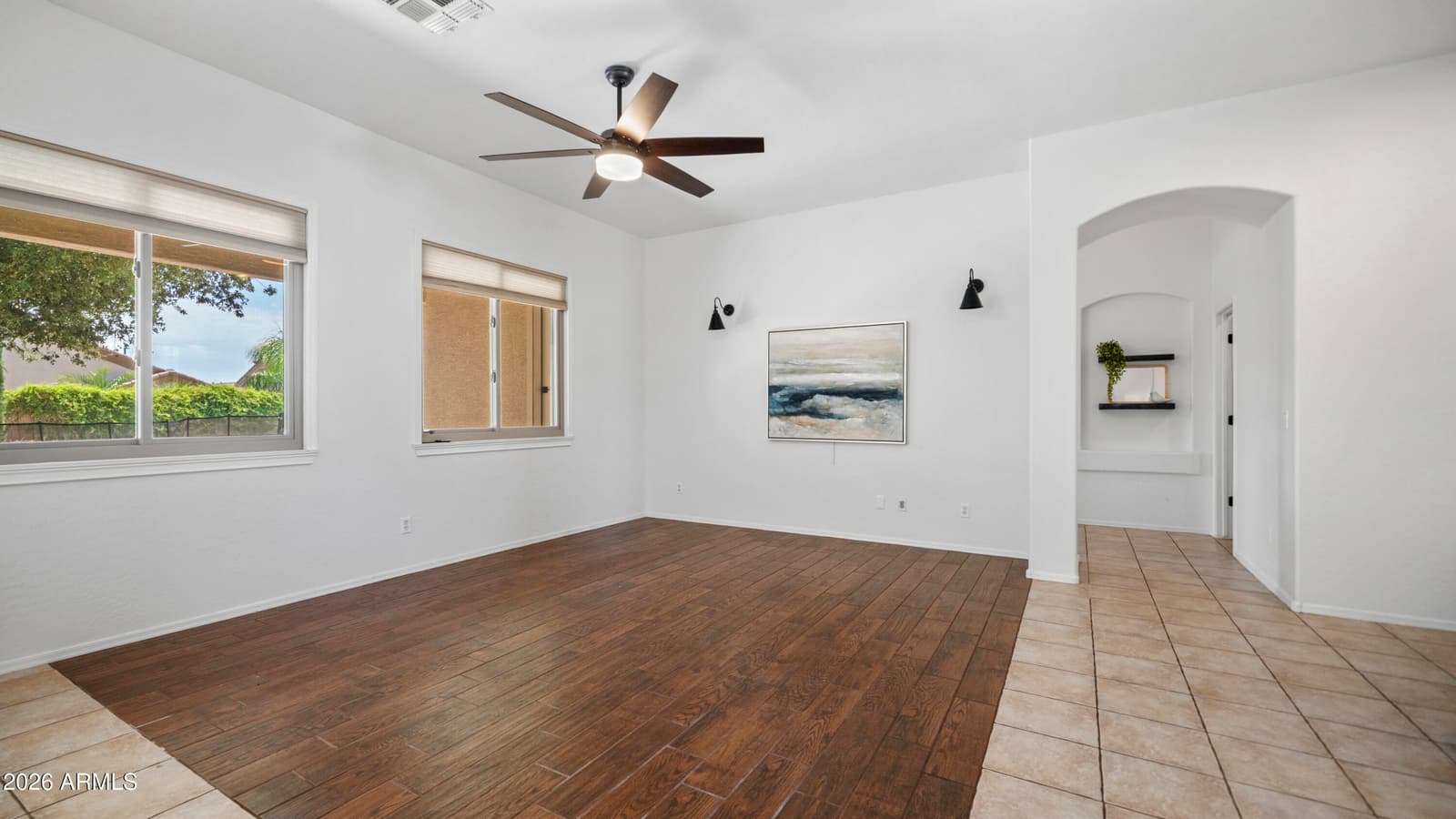 8723 E HILLVIEW Street, Mesa, AZ 85207 — photo 10 of 42
