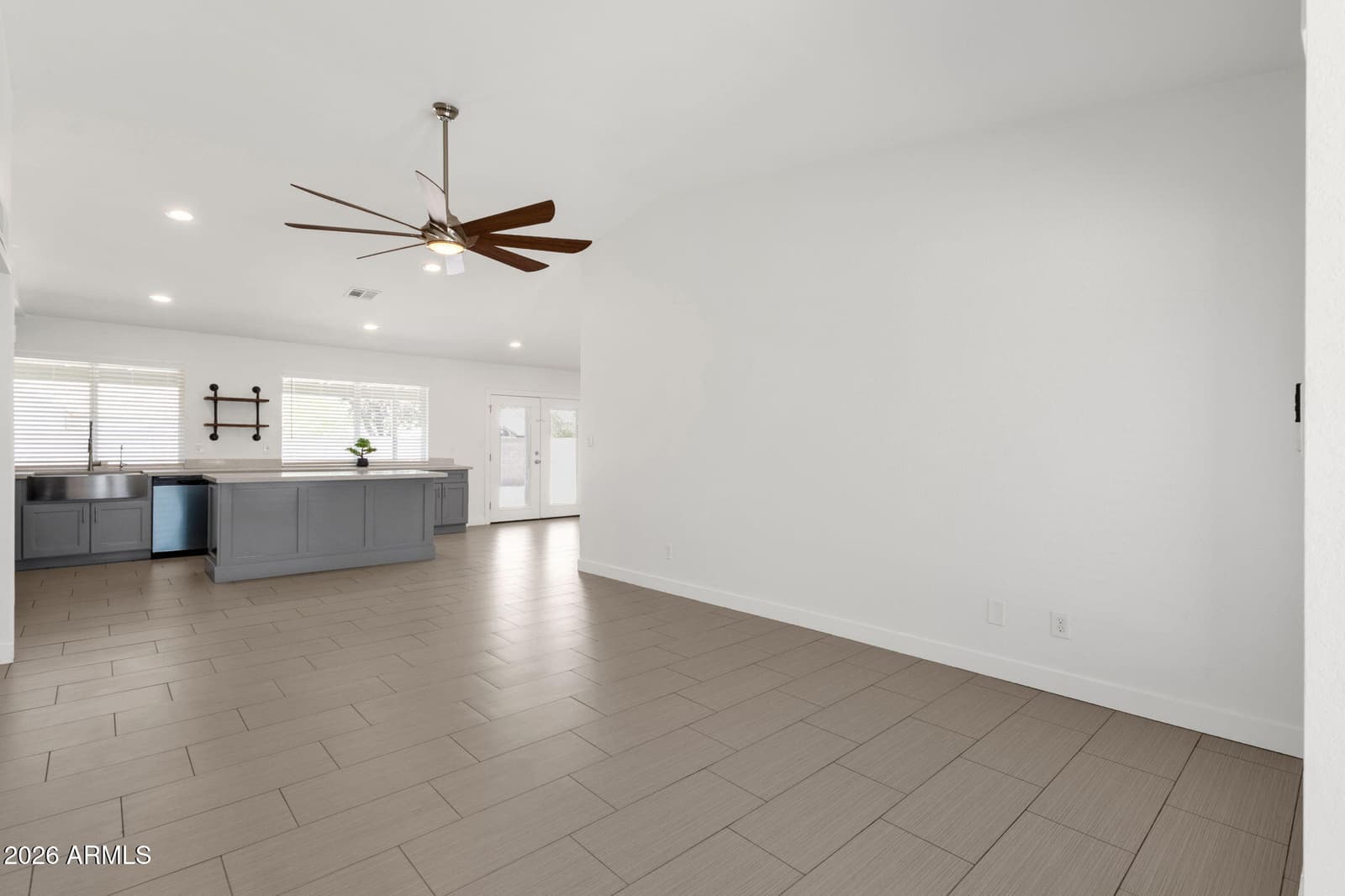 8837 W COOLIDGE Street, Phoenix, AZ 85037 — photo 6 of 36