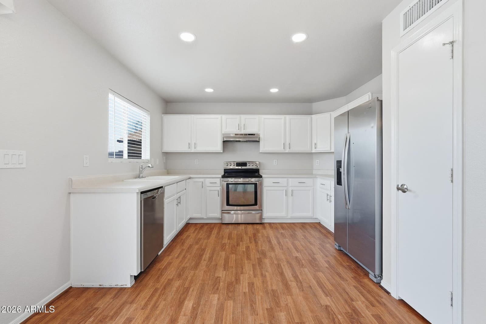 1734 S LAWTHER Drive, Apache Junction, AZ 85120 — photo 10 of 35