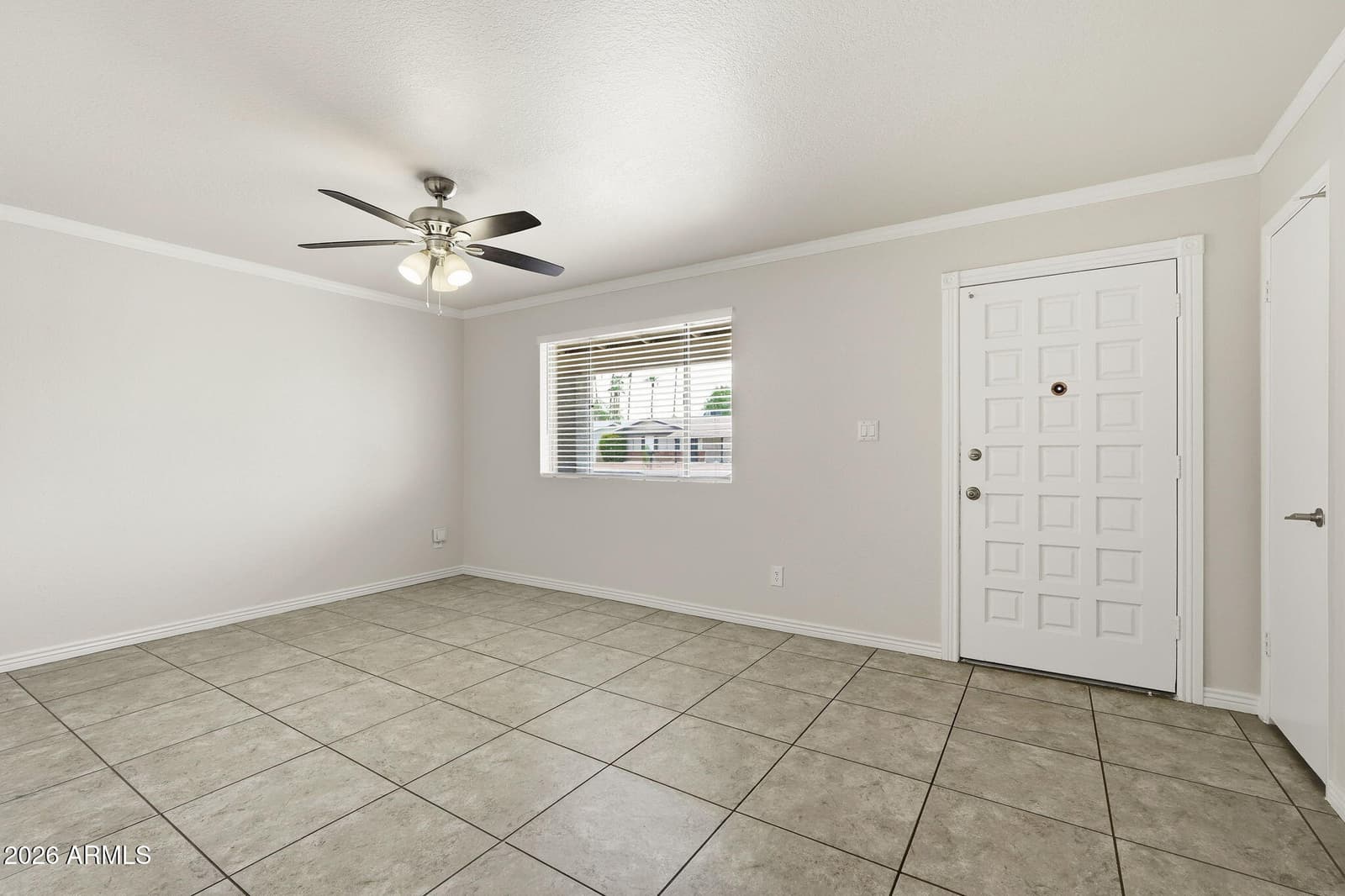 1112 South Spur, Mesa, AZ 85204 — photo 7 of 37