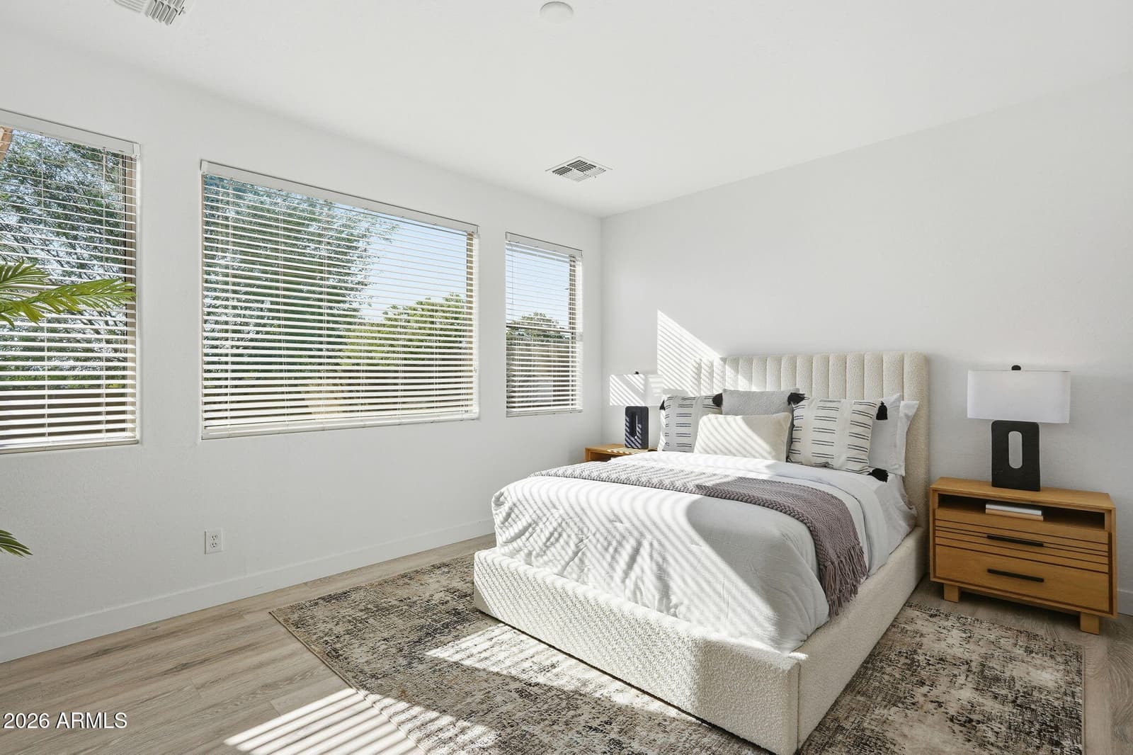 39930 N MESSNER Way, Anthem, AZ 85086 — photo 15 of 40