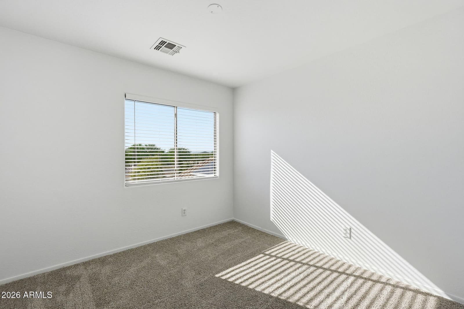 39930 N MESSNER Way, Anthem, AZ 85086 — photo 26 of 40