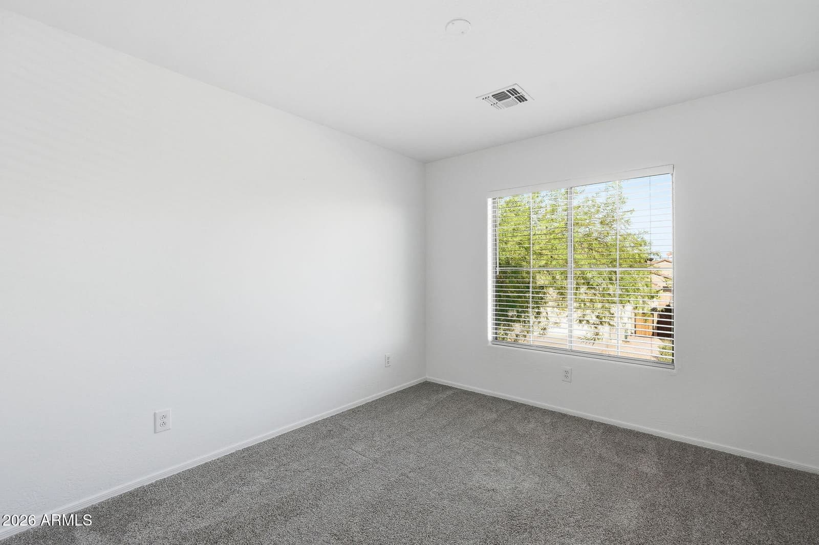 39930 N MESSNER Way, Anthem, AZ 85086 — photo 31 of 40
