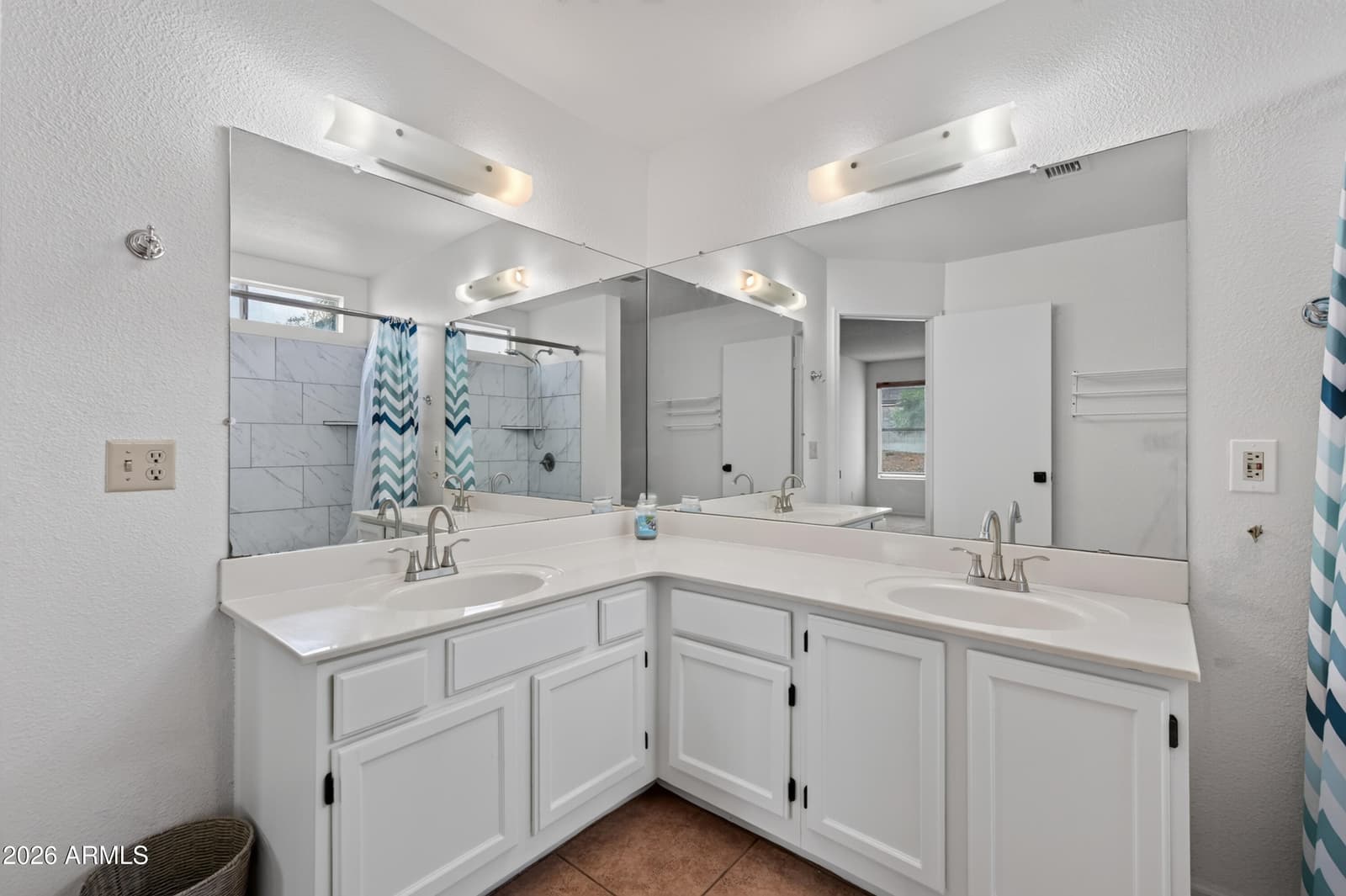 10002 S 47TH Place, Phoenix, AZ 85044 — photo 19 of 31