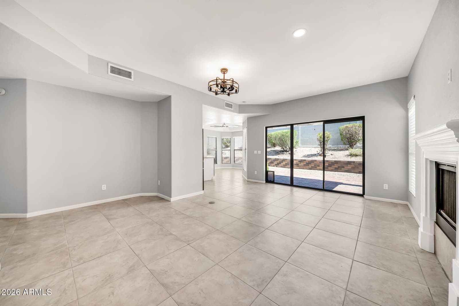 1536 E MEADOW Lane, Phoenix, AZ 85022 — photo 8 of 49