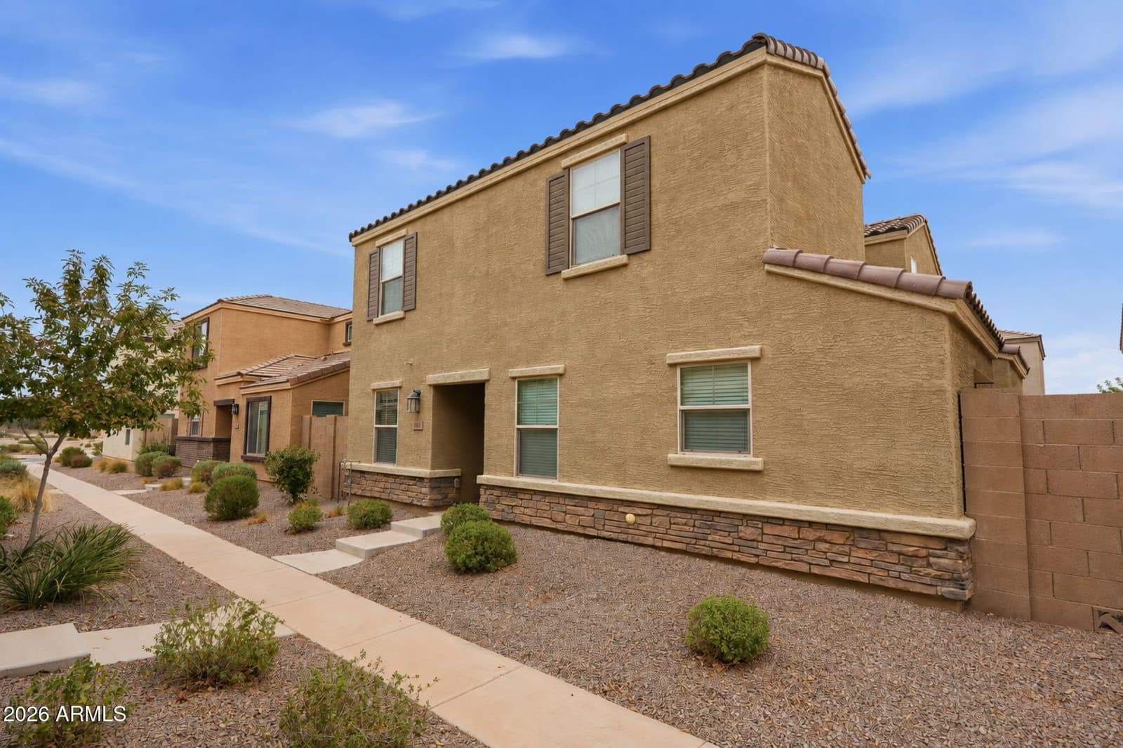 3921 S 82ND Drive, Phoenix, AZ 85043 — photo 1 of 36