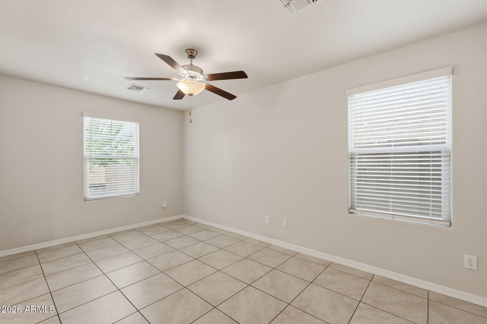 3921 S 82ND Drive, Phoenix, AZ 85043 — photo 16 of 36