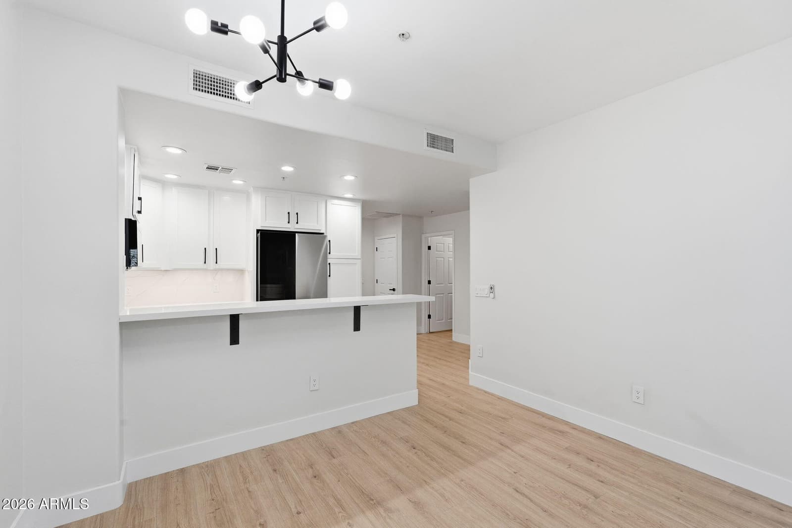 5450 E DEER VALLEY Drive 1200, Phoenix, AZ 85054 — photo 9 of 34