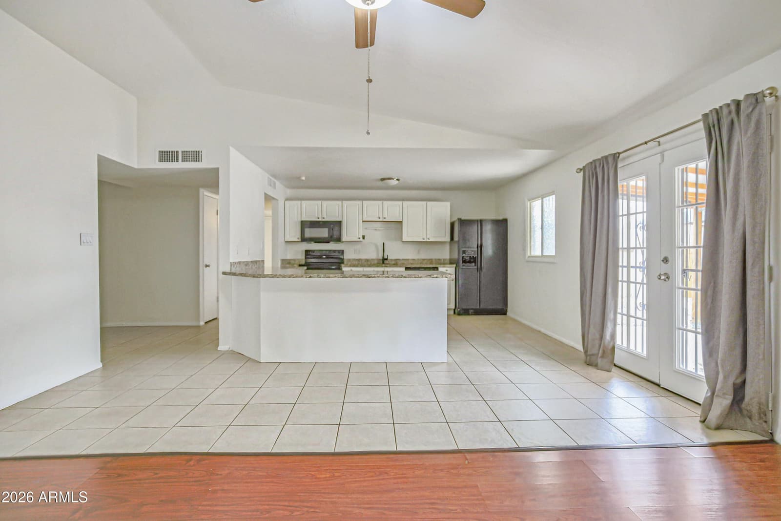 8042 W ELM Street, Phoenix, AZ 85033 — photo 7 of 35