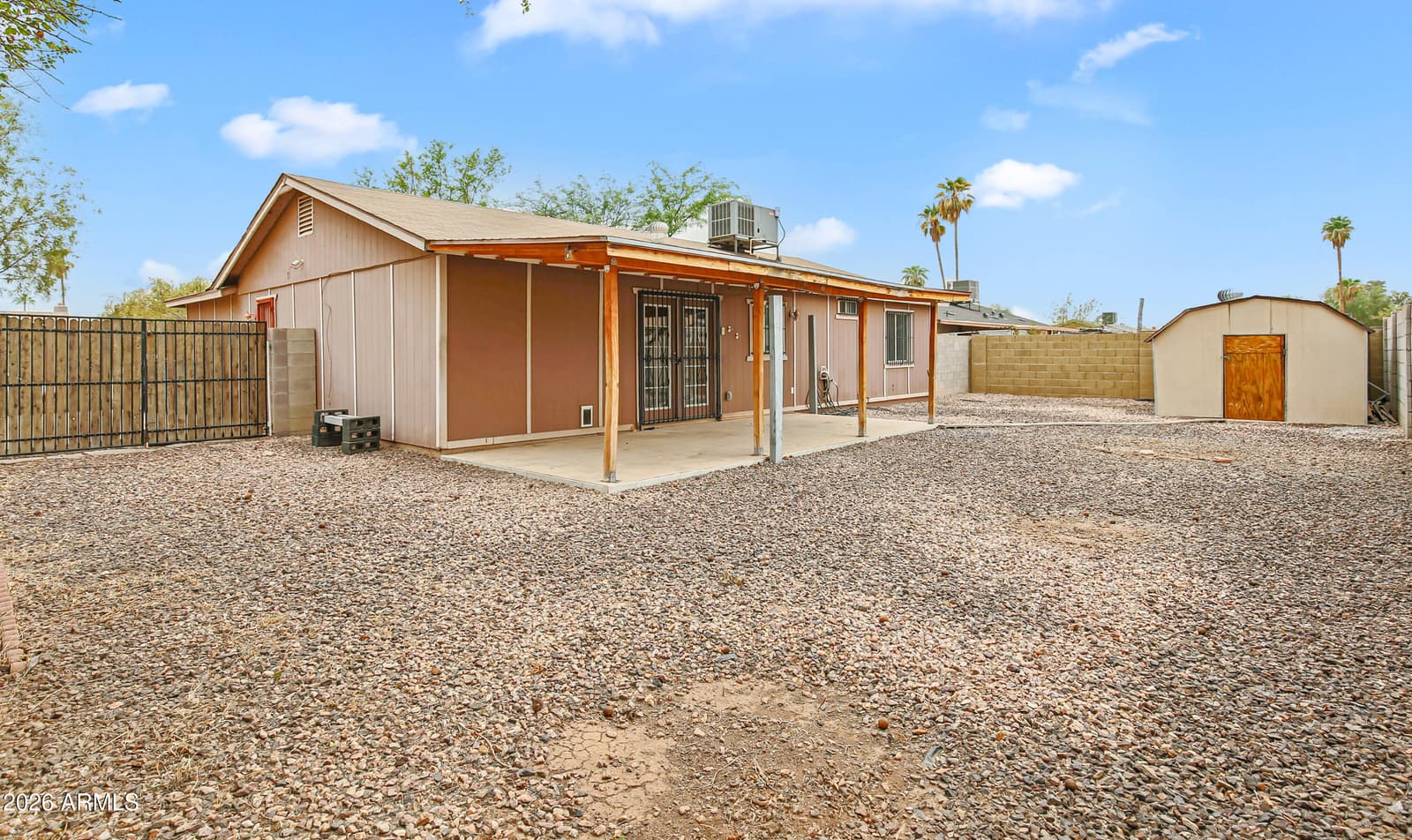 8042 W ELM Street, Phoenix, AZ 85033 — photo 23 of 35