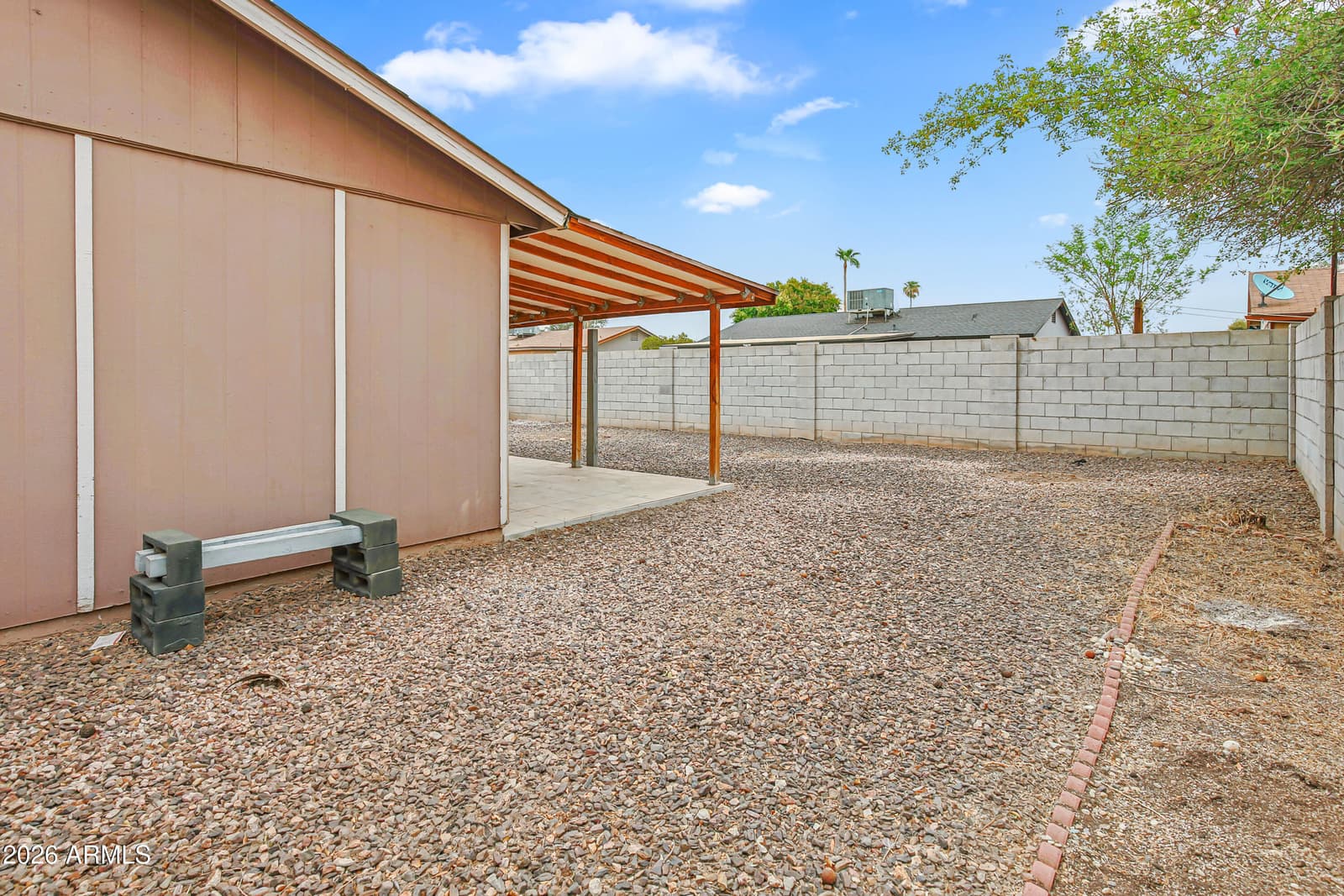 8042 W ELM Street, Phoenix, AZ 85033 — photo 25 of 35