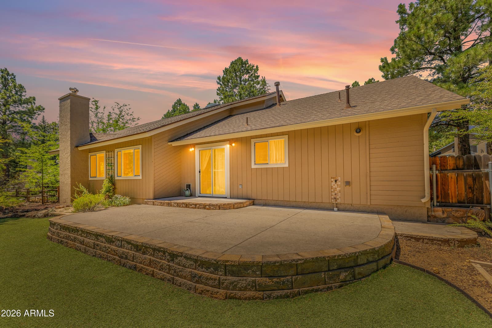 2320 N TIMBERLINE Road, Flagstaff, AZ 86004 — photo 3 of 62