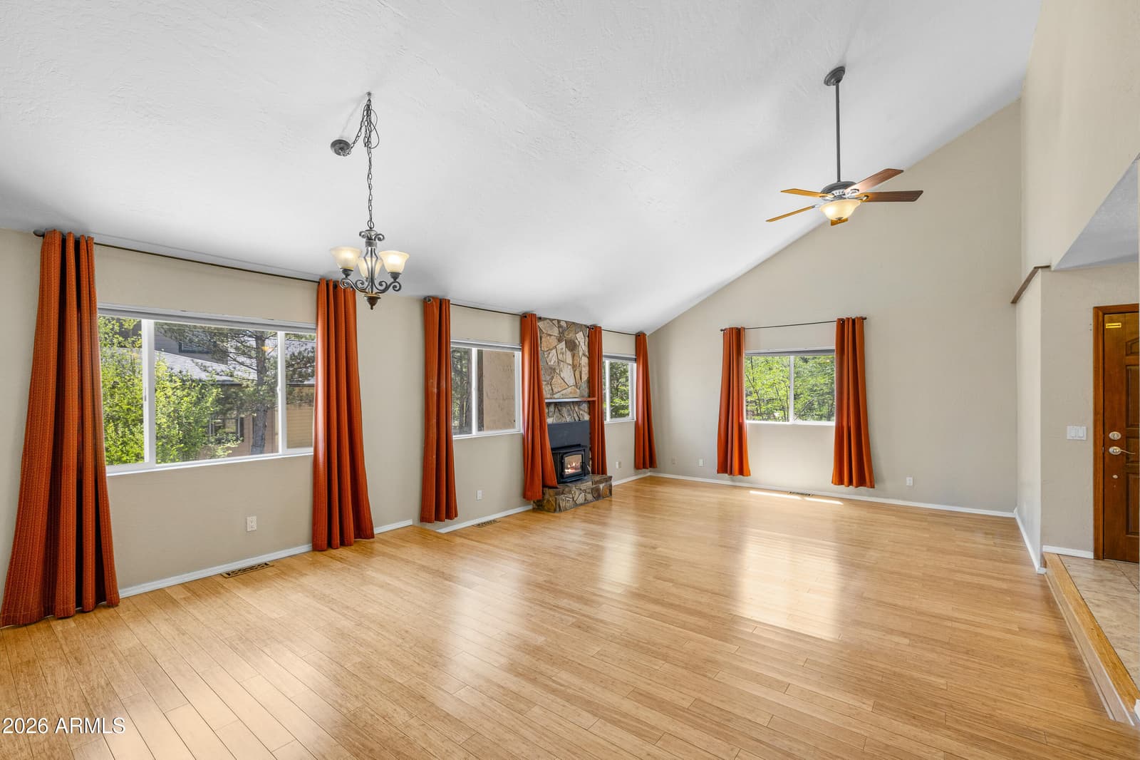 2320 N TIMBERLINE Road, Flagstaff, AZ 86004 — photo 7 of 62