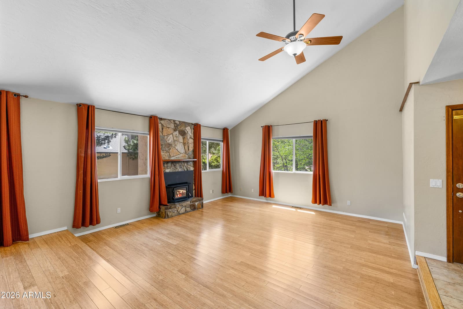 2320 N TIMBERLINE Road, Flagstaff, AZ 86004 — photo 10 of 62