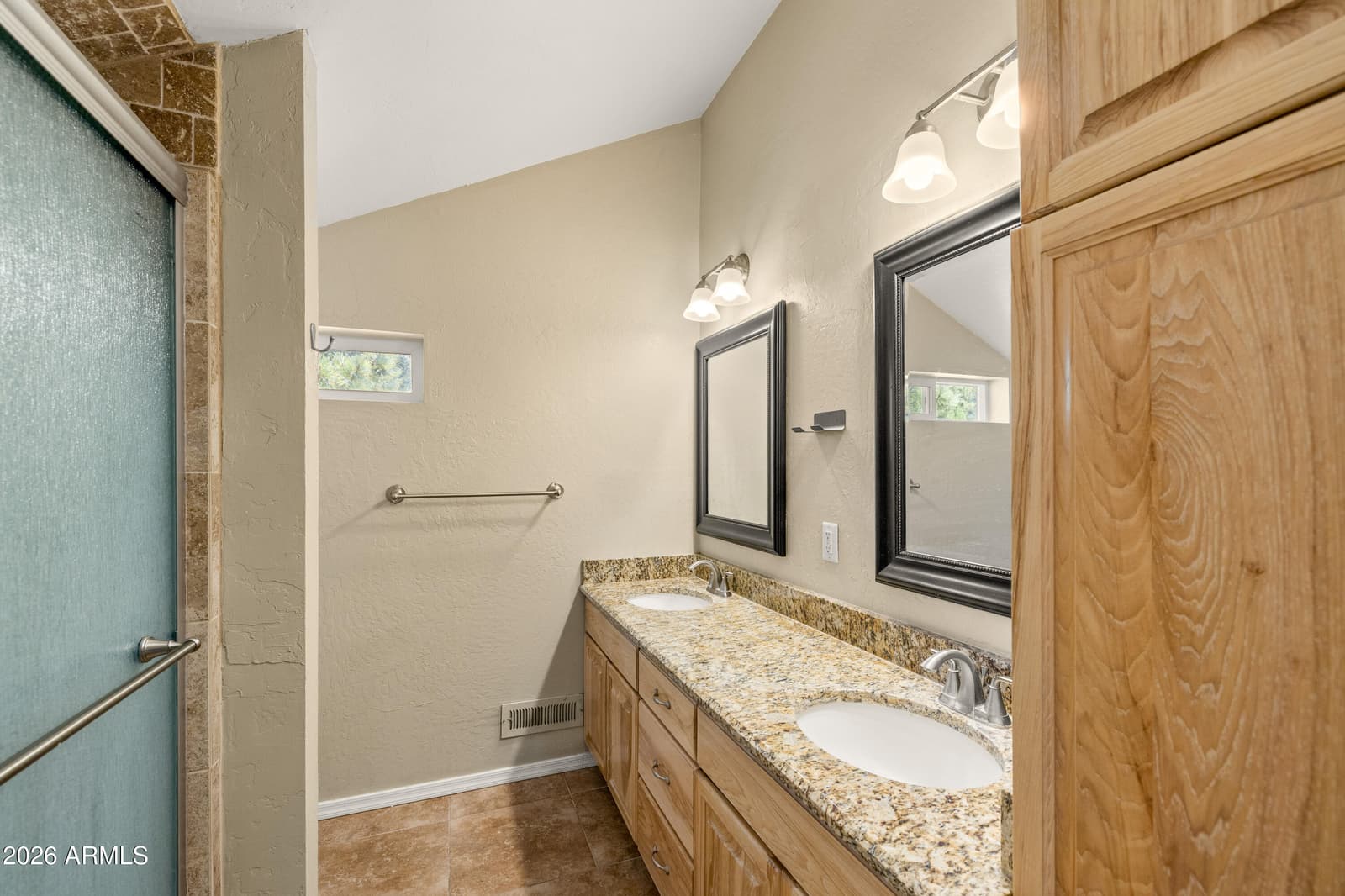 2320 N TIMBERLINE Road, Flagstaff, AZ 86004 — photo 40 of 62