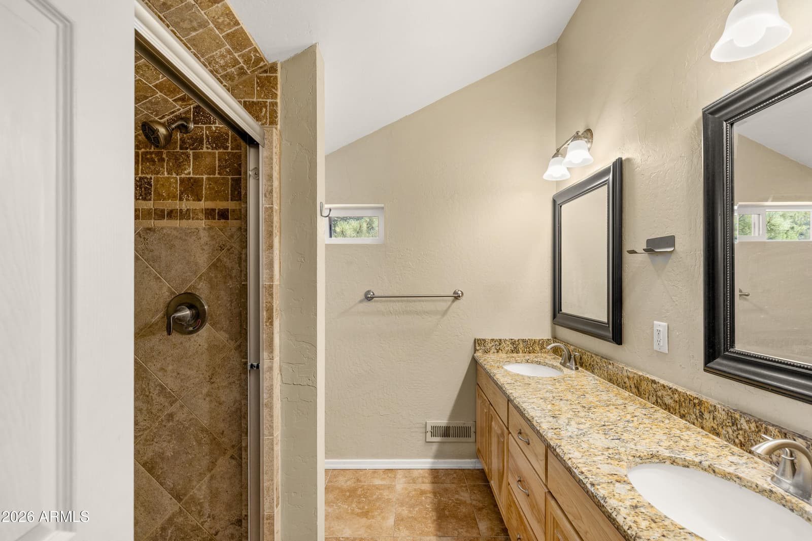 2320 N TIMBERLINE Road, Flagstaff, AZ 86004 — photo 43 of 62