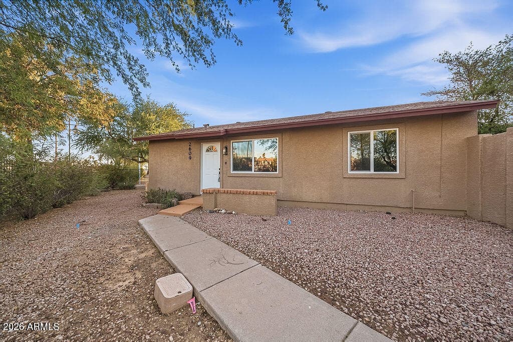 2609 E LEMON Street, Tempe, AZ 85288 — photo 1 of 17