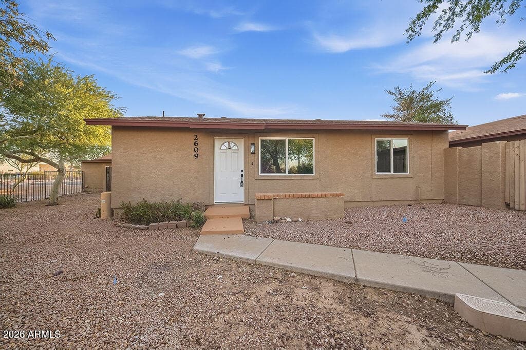 2609 E LEMON Street, Tempe, AZ 85288 — photo 2 of 17