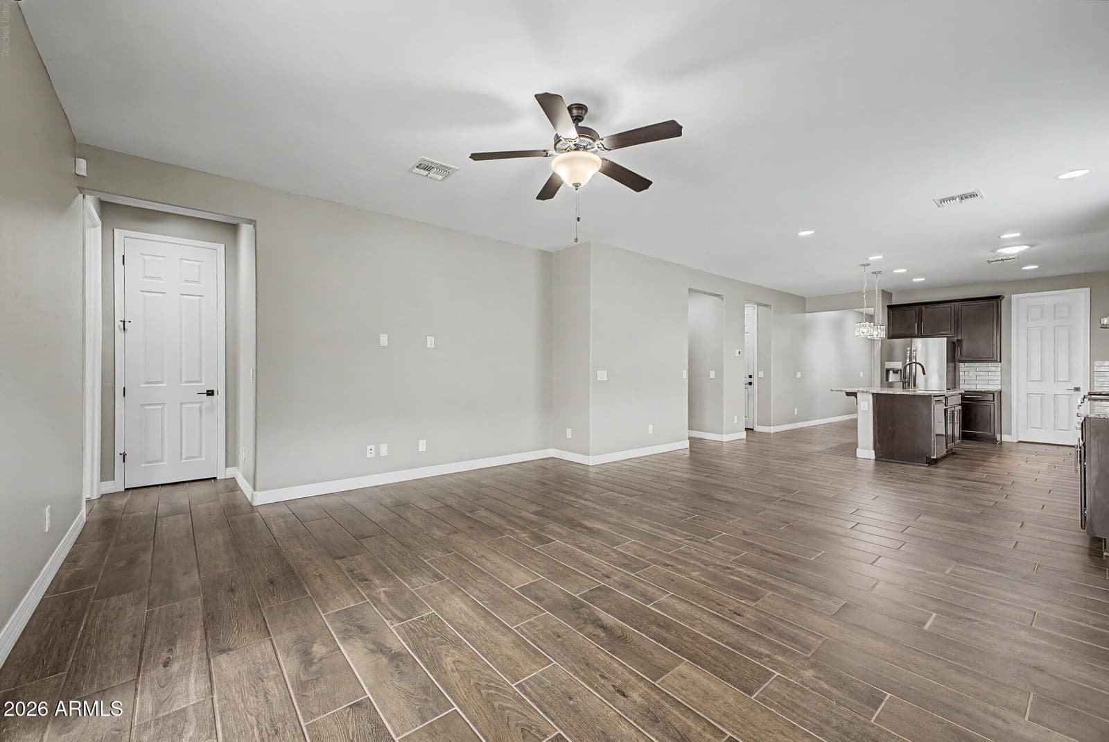 8223 E JUANITA Avenue, Mesa, AZ 85209 — photo 12 of 38