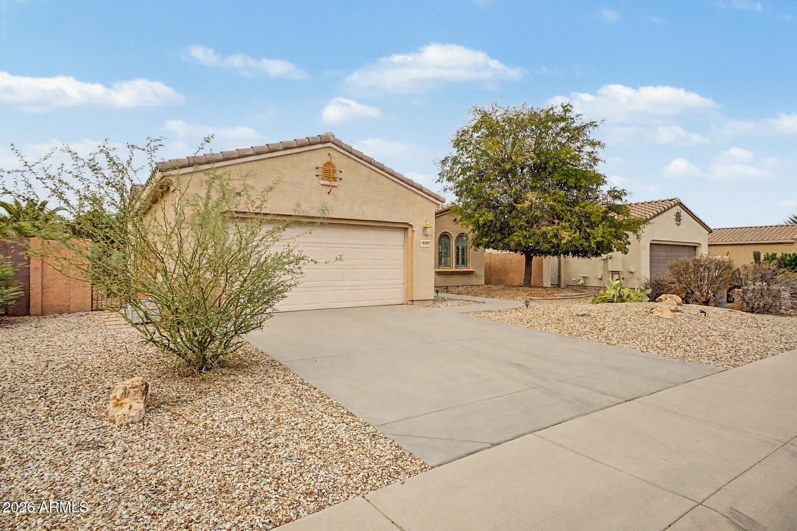 16492 W CHUPAROSA Lane, Surprise, AZ 85387 — photo 2 of 42