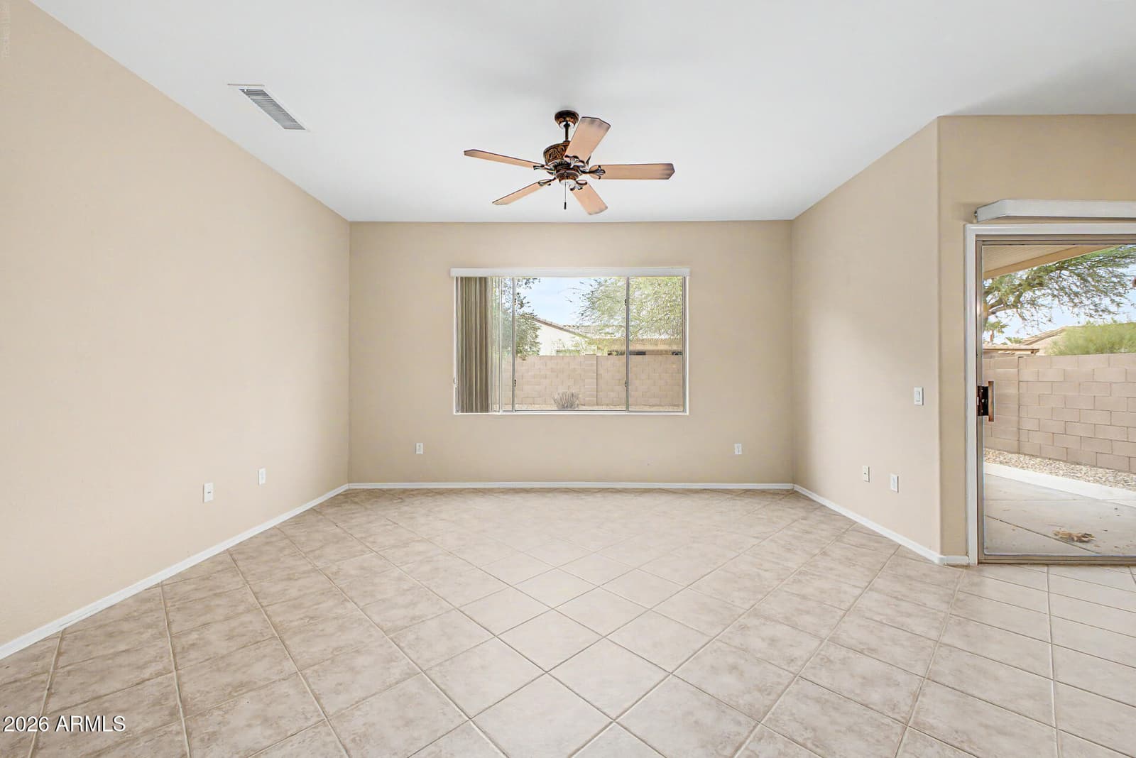 16492 W CHUPAROSA Lane, Surprise, AZ 85387 — photo 15 of 42