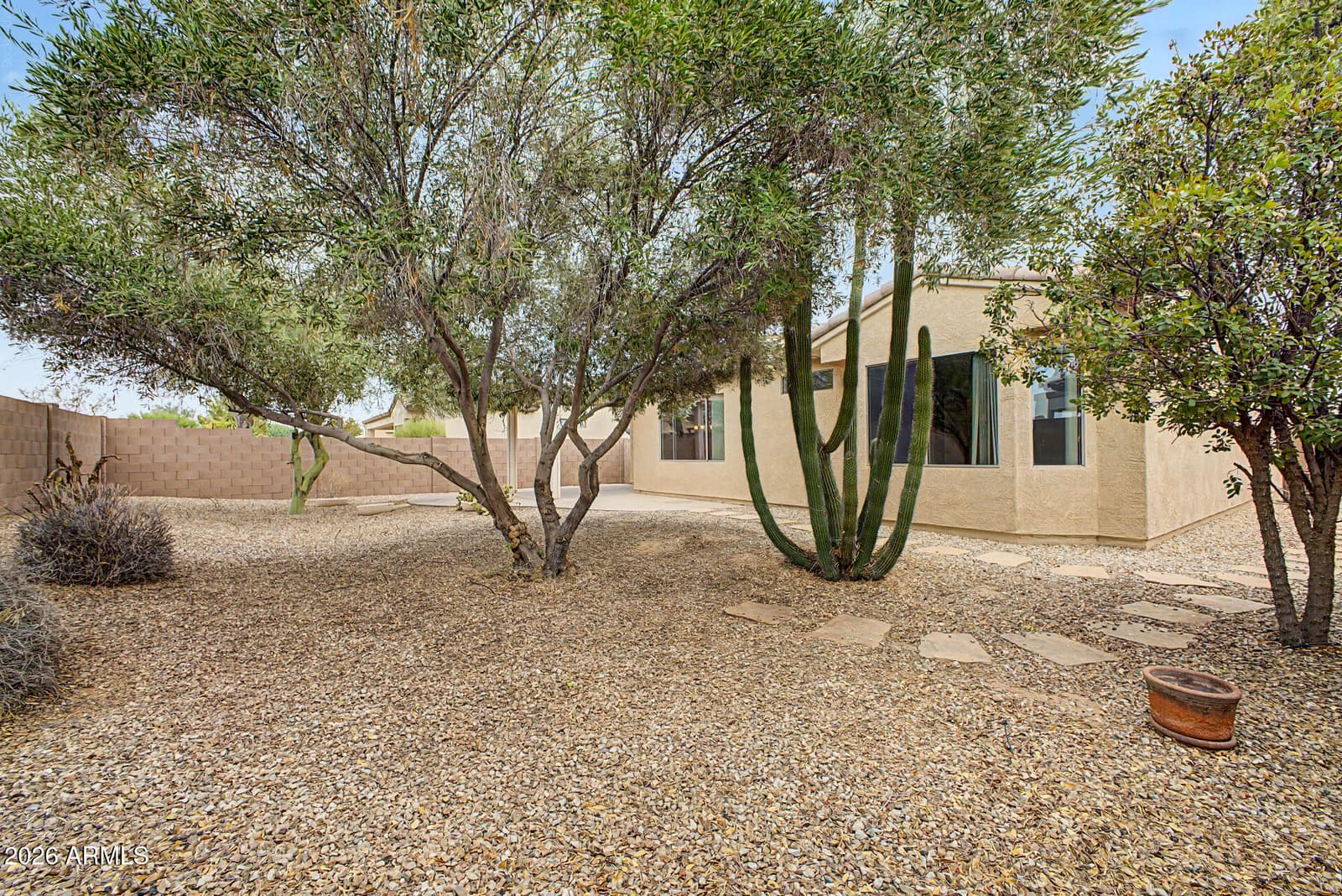 16492 W CHUPAROSA Lane, Surprise, AZ 85387 — photo 13 of 42