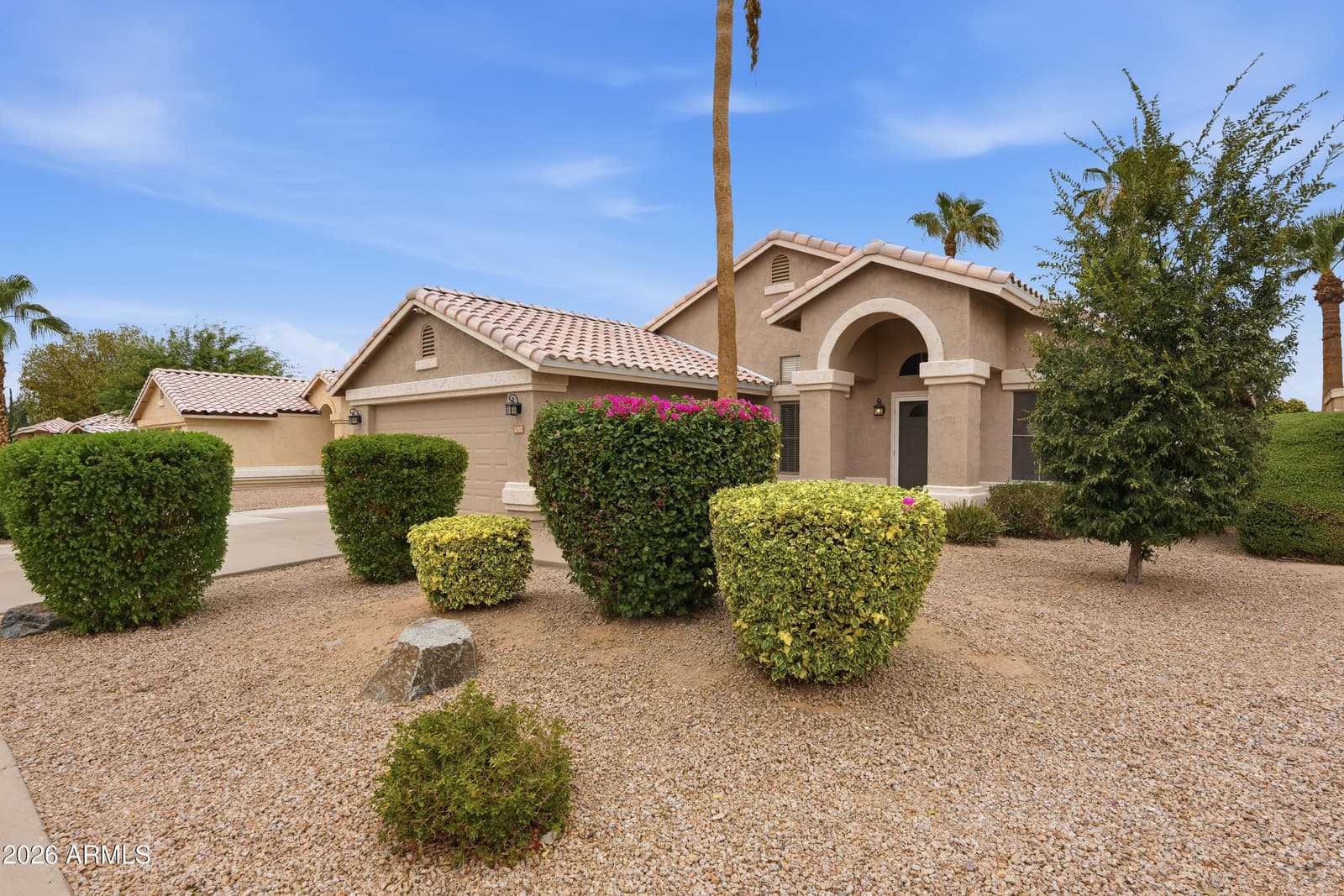 1152 W ORIOLE Way, Chandler, AZ 85286 — photo 2 of 49