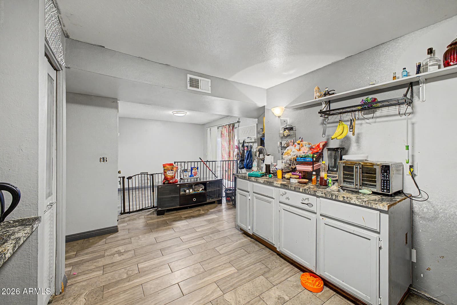 615 N HOBSON, Mesa, AZ 85203 — photo 12 of 23