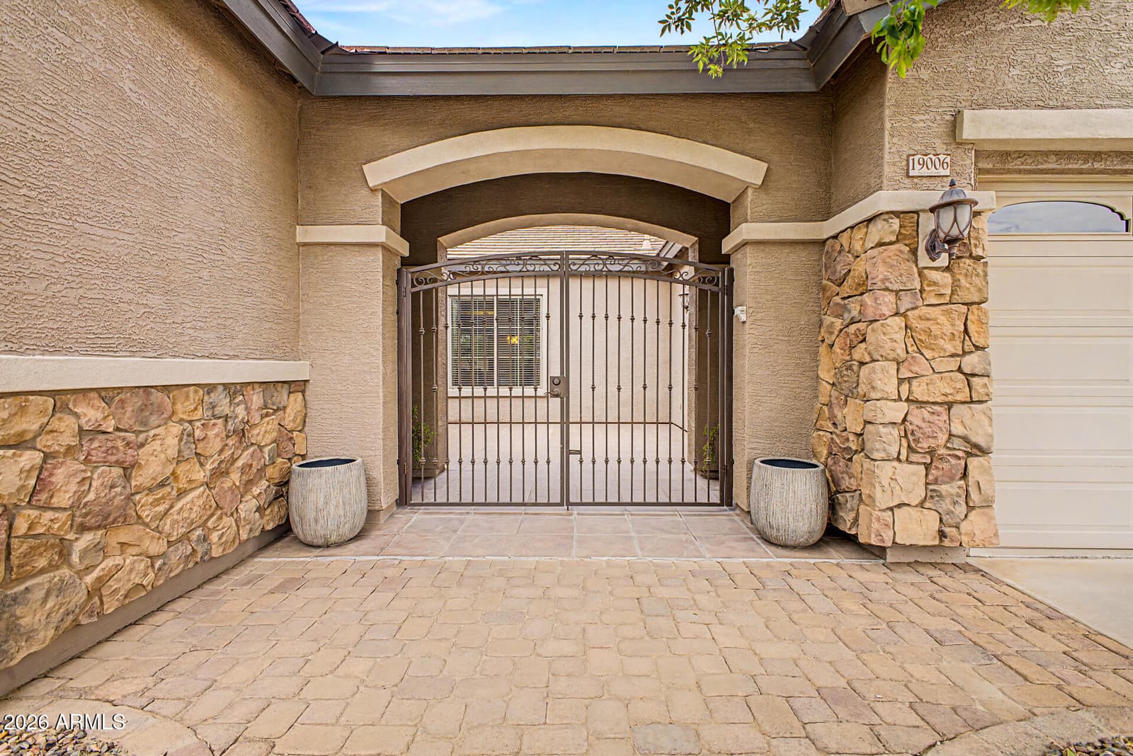 19006 E ARROWHEAD Trail, Queen Creek, AZ 85142 — photo 3 of 51
