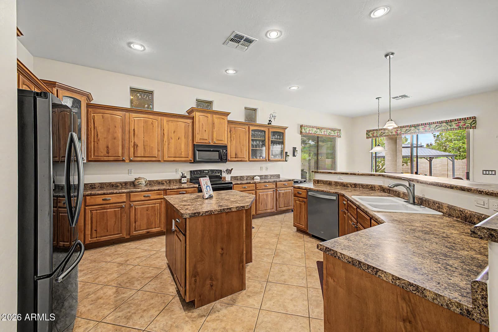19006 E ARROWHEAD Trail, Queen Creek, AZ 85142 — photo 14 of 51