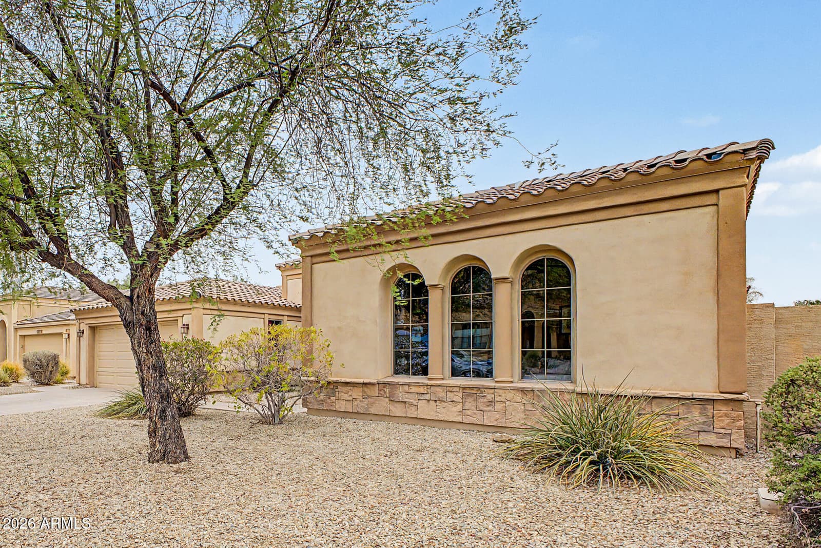 18194 W ESTES Way, Goodyear, AZ 85338 — photo 4 of 53