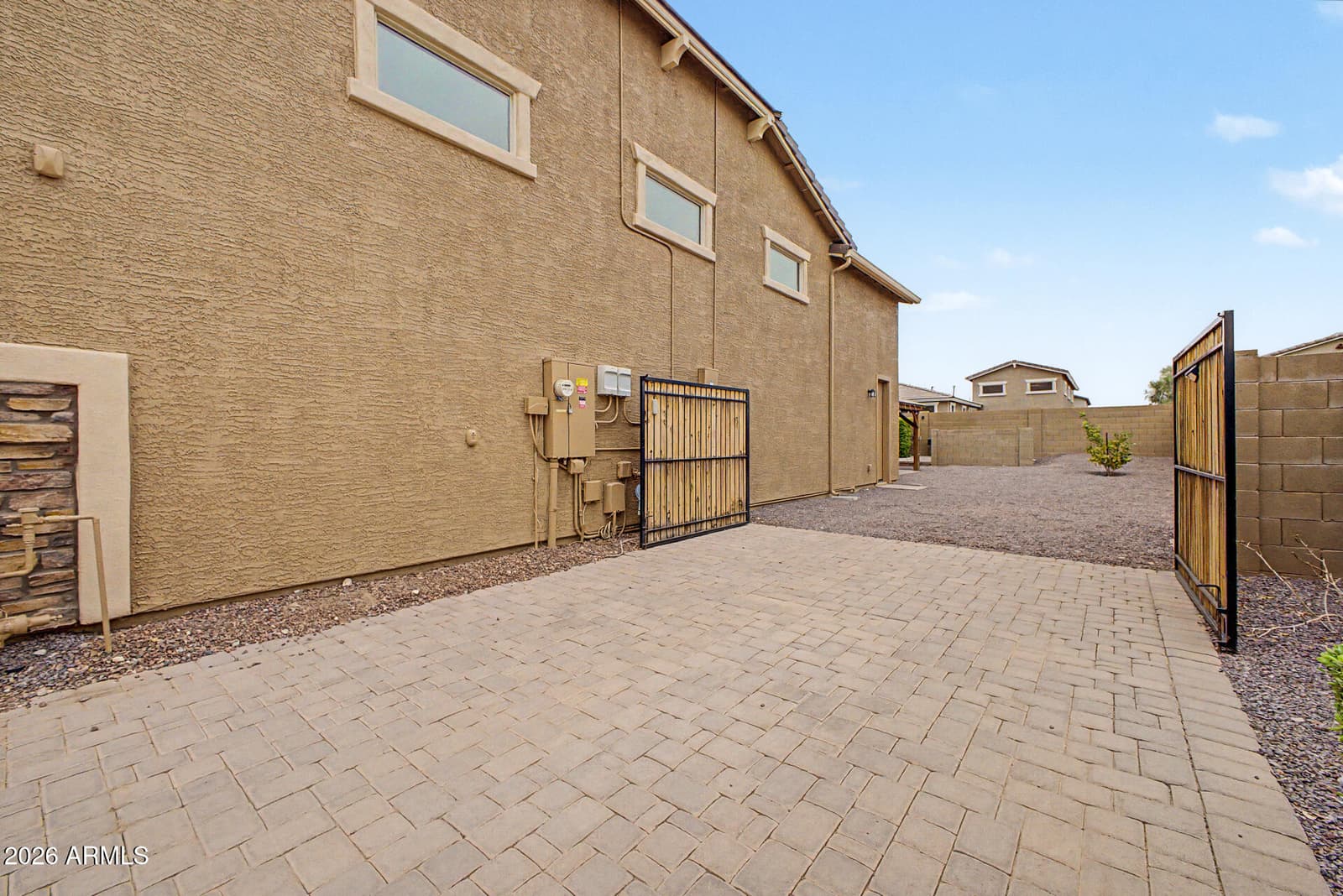 17352 W HEDGEHOG Place, Surprise, AZ 85387 — photo 11 of 61