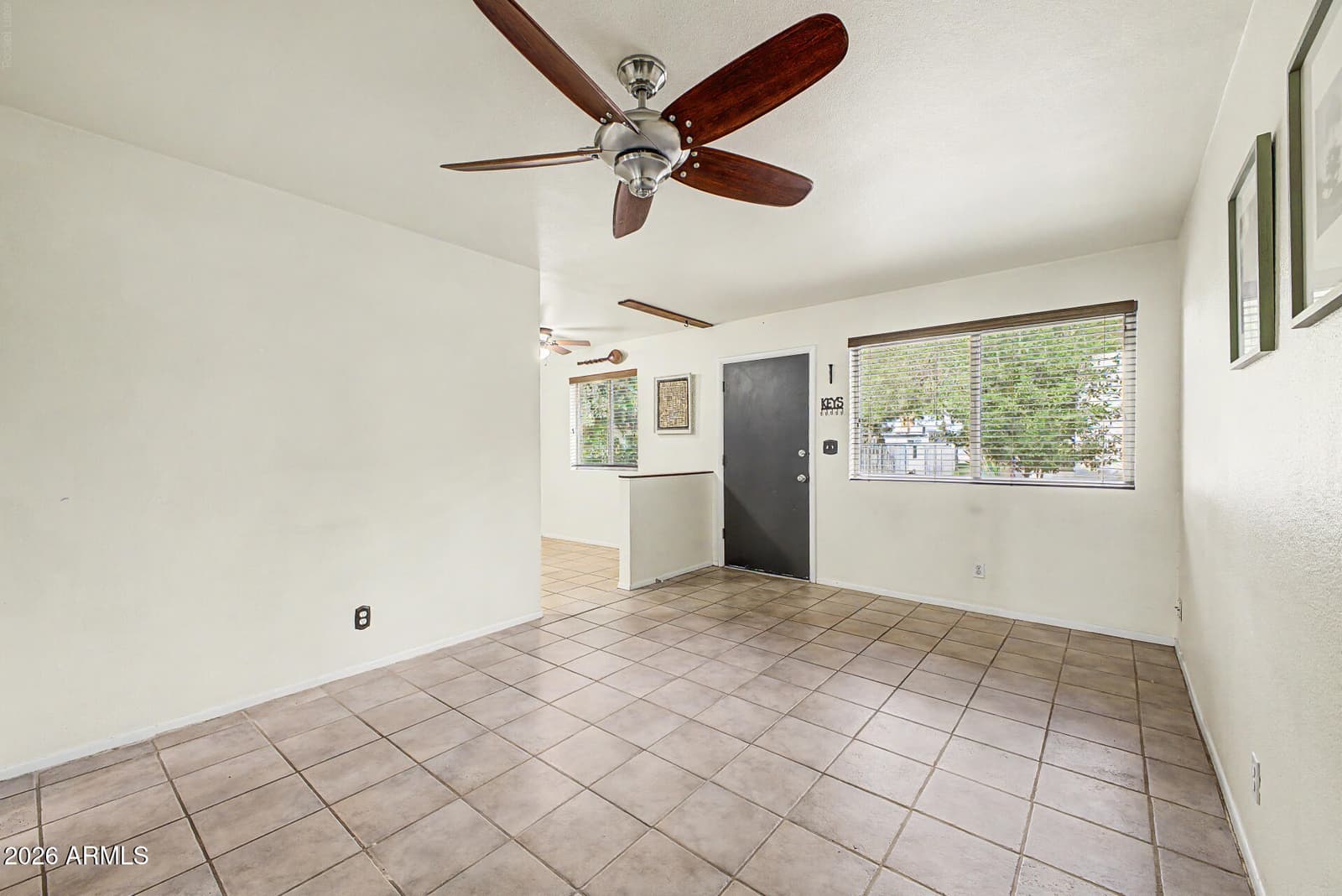 3626 N 37TH Street 11, Phoenix, AZ 85018 — photo 8 of 23