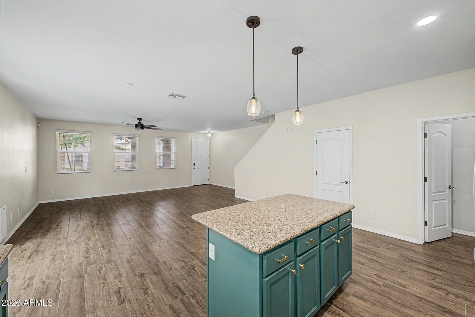 4063 E TULSA Street, Gilbert, AZ 85295 — photo 10 of 33