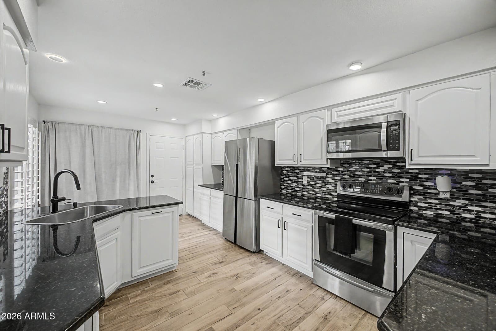 8300 E VIA DE VENTURA Boulevard 1002, Scottsdale, AZ 85258 — photo 16 of 55