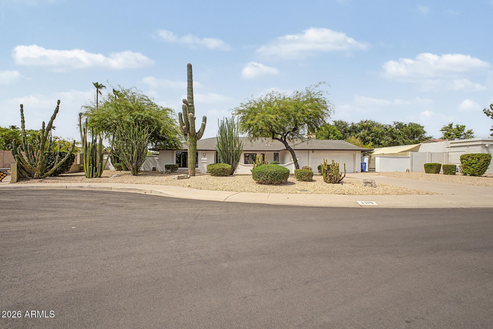 5402 E Laurel Lane, Scottsdale, AZ 85254 — photo 4 of 69