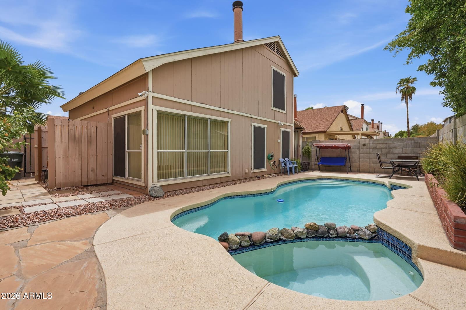 506 E KERRY Lane, Phoenix, AZ 85024 — photo 42 of 47