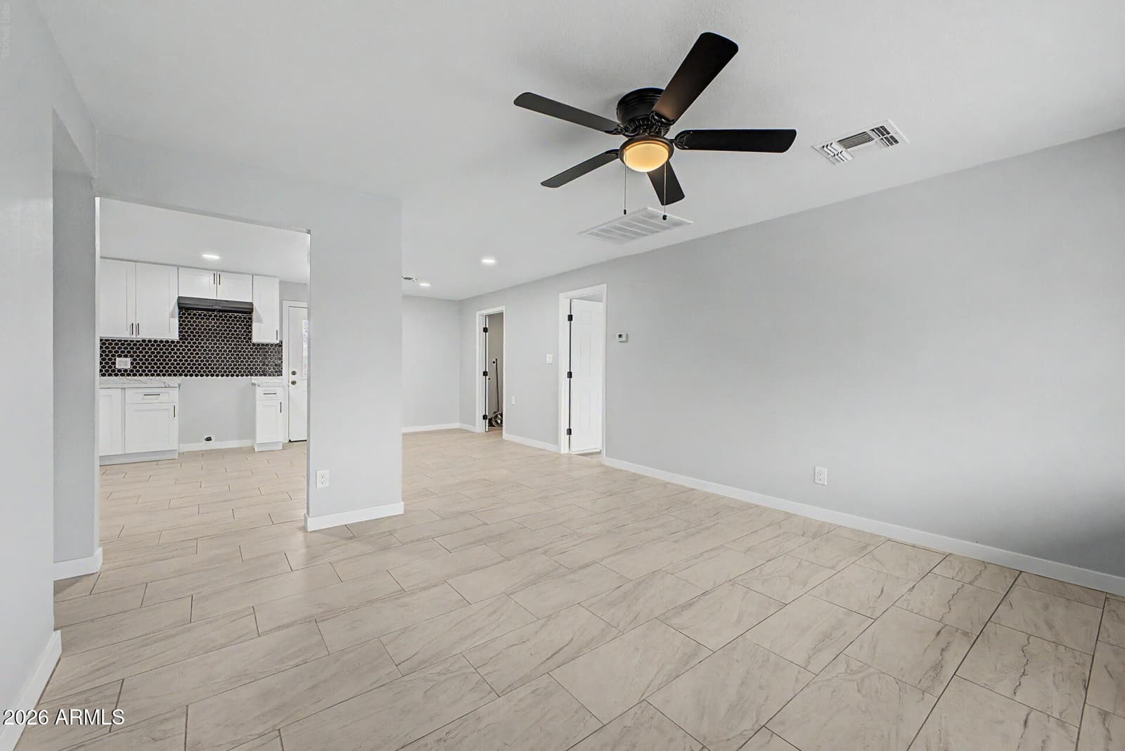 6753 W PALM Lane, Phoenix, AZ 85035 — photo 4 of 23